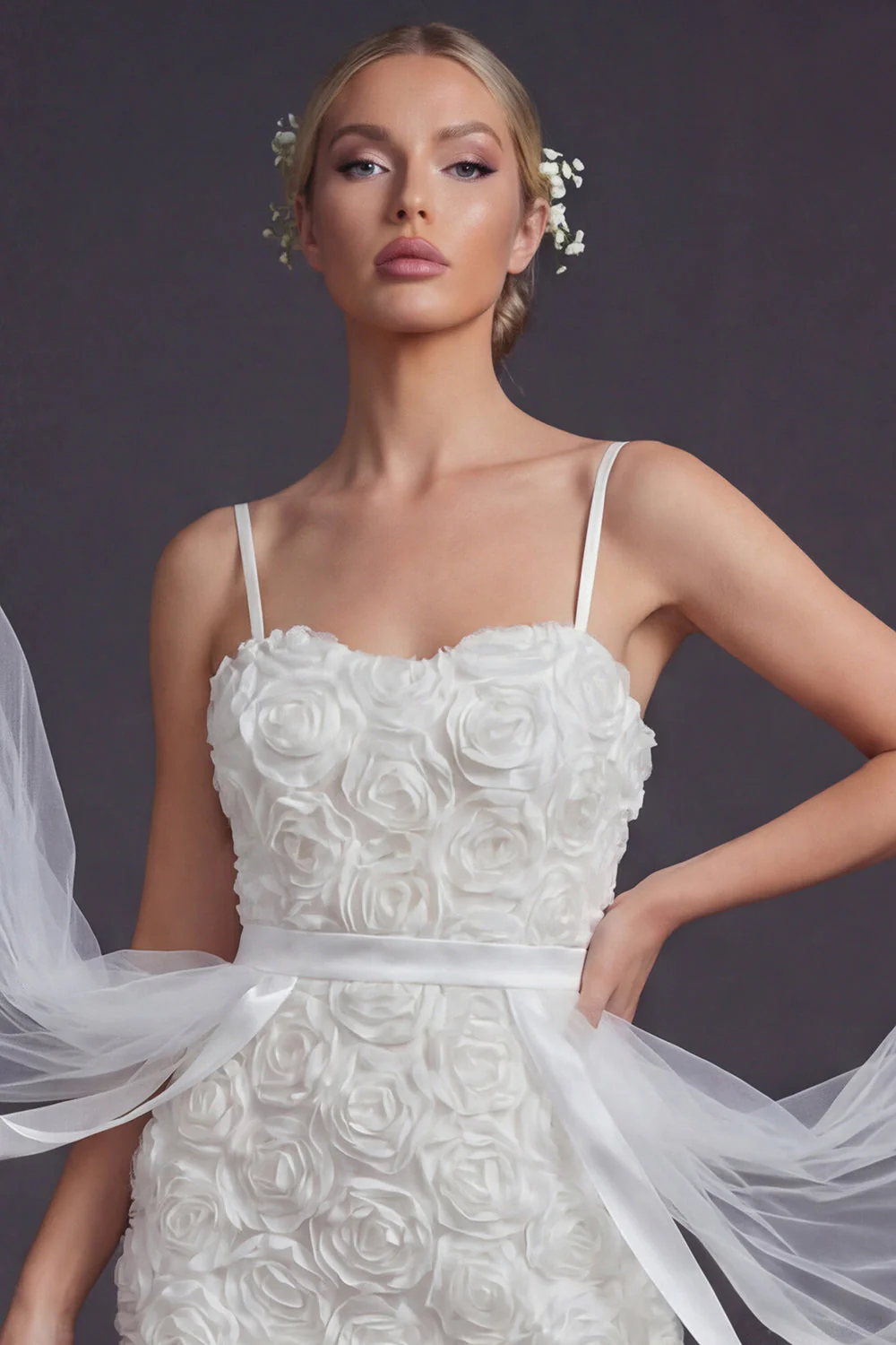 Biała bodycon 3D Flowers Spaghetti Straps Krótka suknia ślubna z serpentyną - Image 3
