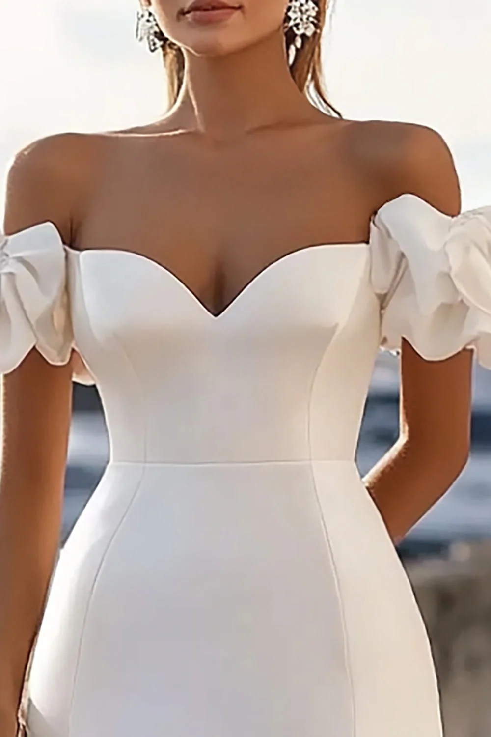 Biała krótka sukienka z odkrytymi ramionami Bodycon - Image 2