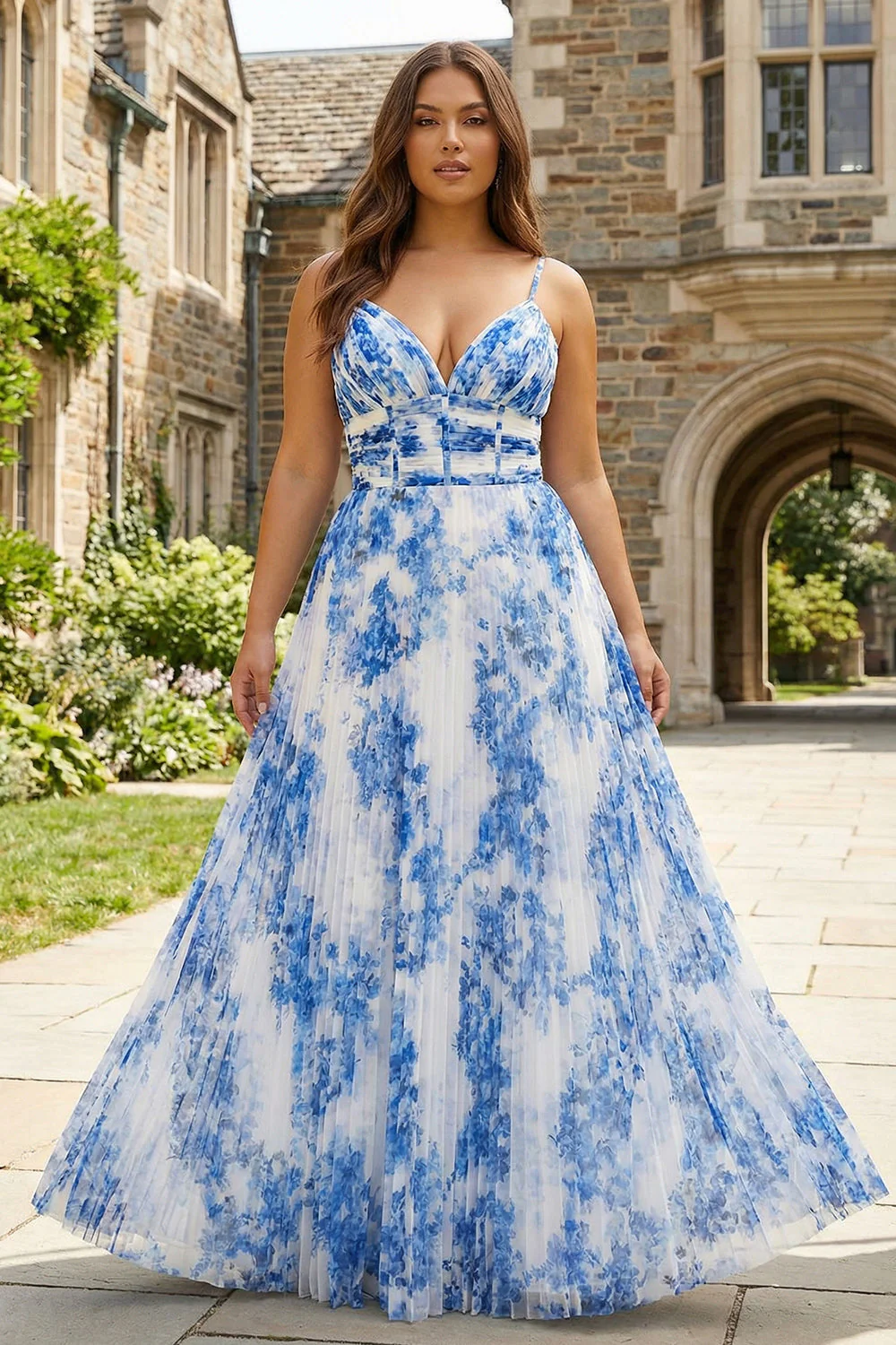 Białe, niebieskie ramiączka spaghetti – plisowana sukienka druhny plus size - Image 5