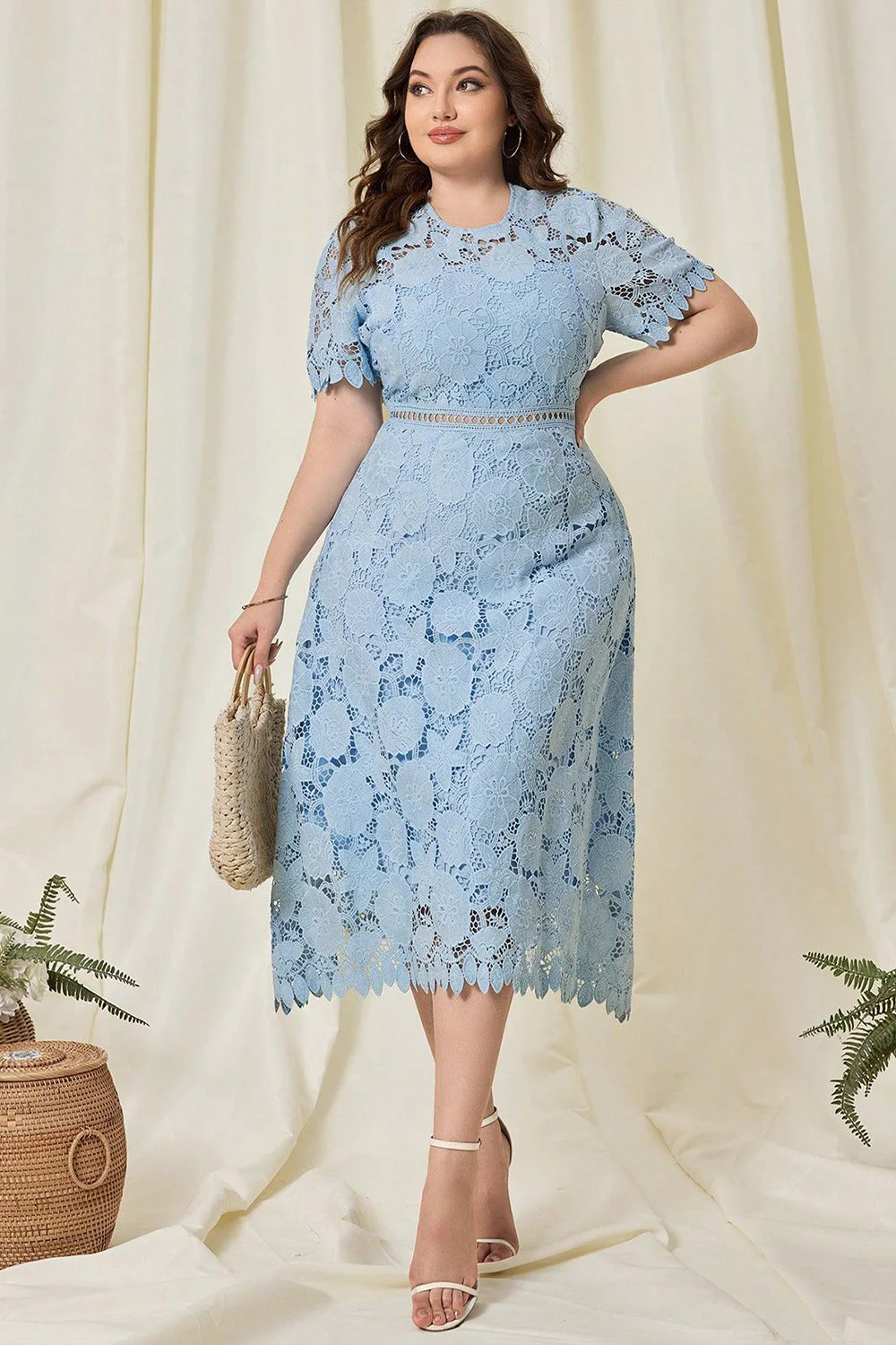 Błękitna Koronkowa Plus Size Długość Herbaty Sukienki Na Wesele z Krótkie Rękawy - Image 5