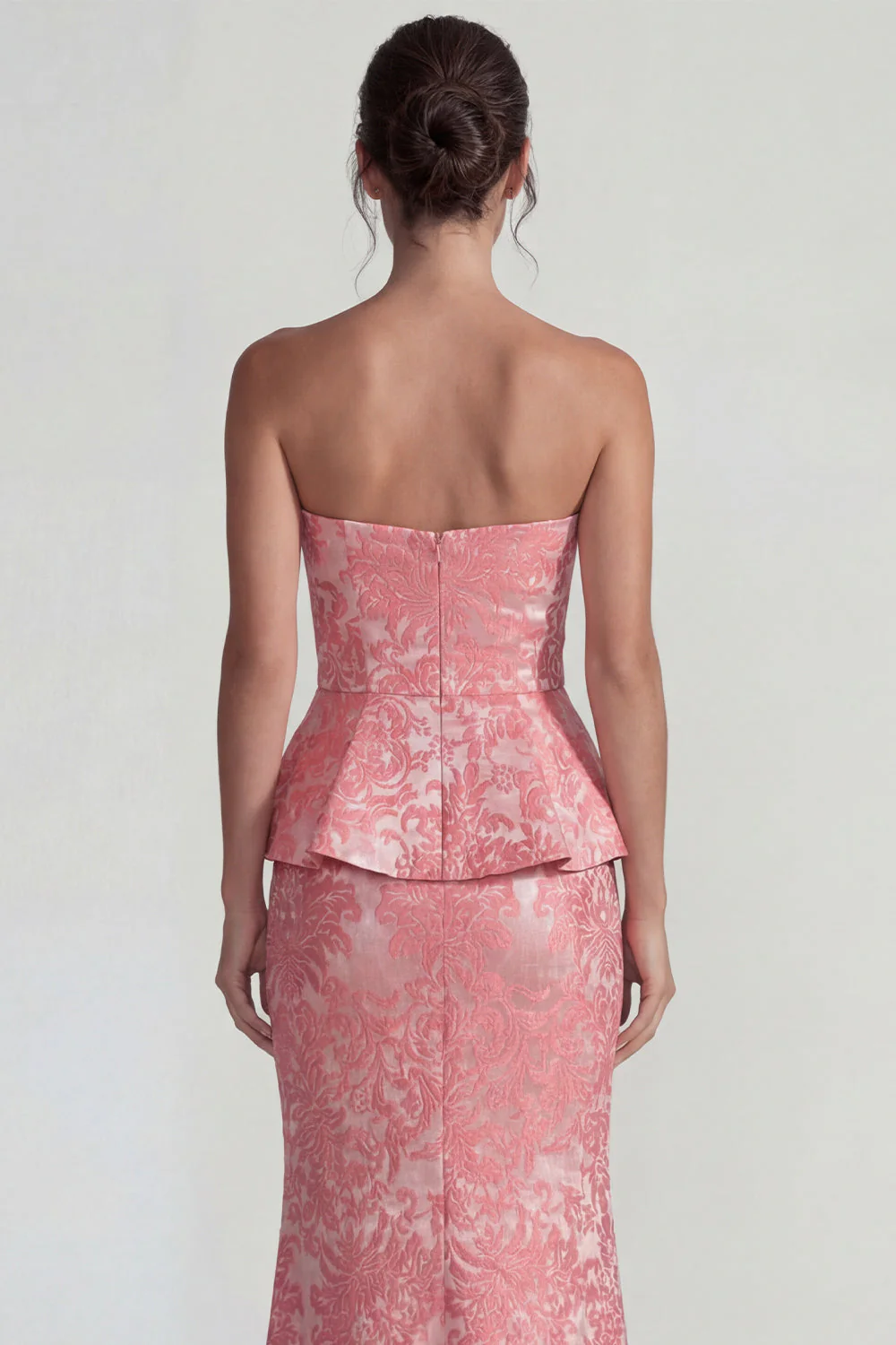 Blush Jacquard, bezramiączkowa falbaniasta długa sukienka formalna - Image 4