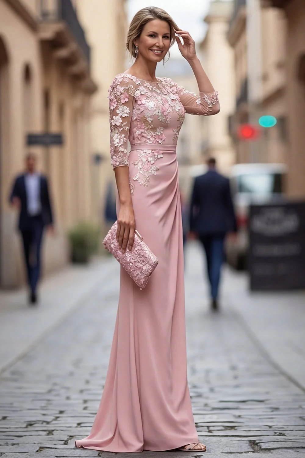 Blush sheath Bateau Length Girl Collar Long, marszczona sukienka matki panny młodej z aplikacjami
