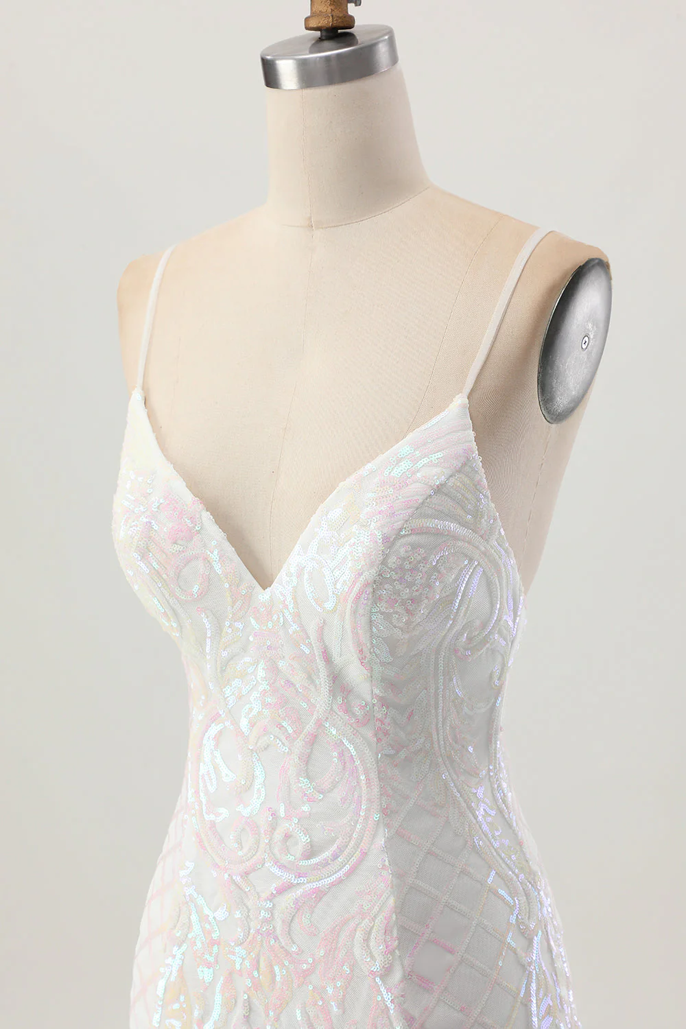 Błyszcząca biała cekinowa sukienka bodycon bez pleców na powrót do domu - Image 5