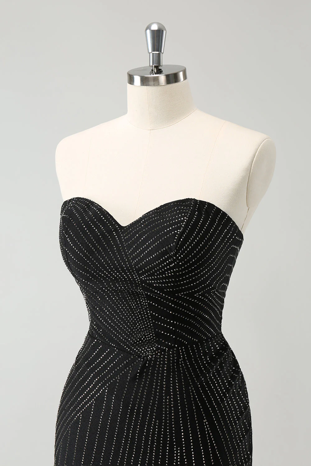 Błyszcząca sukienka bodycon mini bez ramiączek na powrót do domu - Image 6