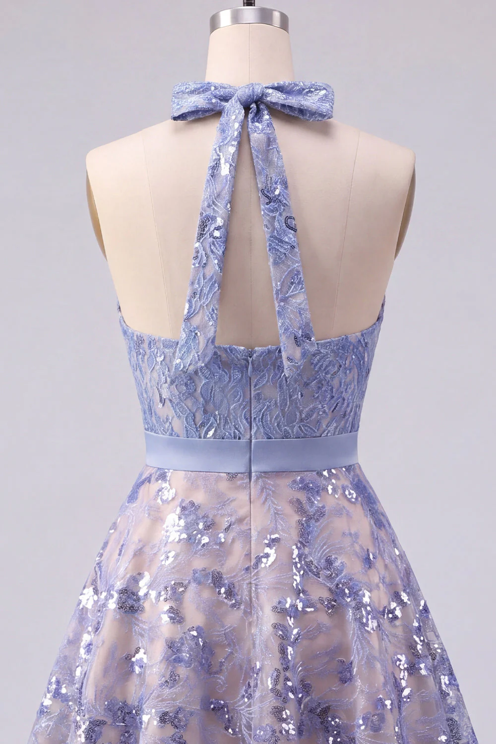 Błyszcząca szaro-niebieska haltarka z koralikami A Line Short Homecoming Dress z kokardą - Image 4