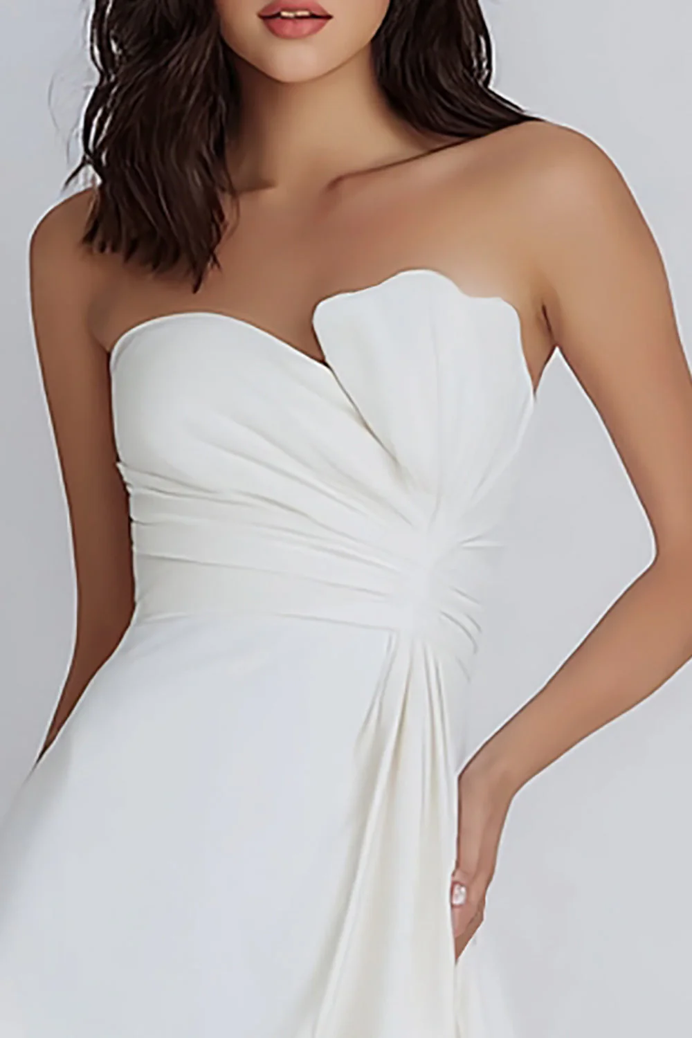 Bodycon Bez Ramiączek Z Marszczeniami Mała Biała Sukienka - Image 3
