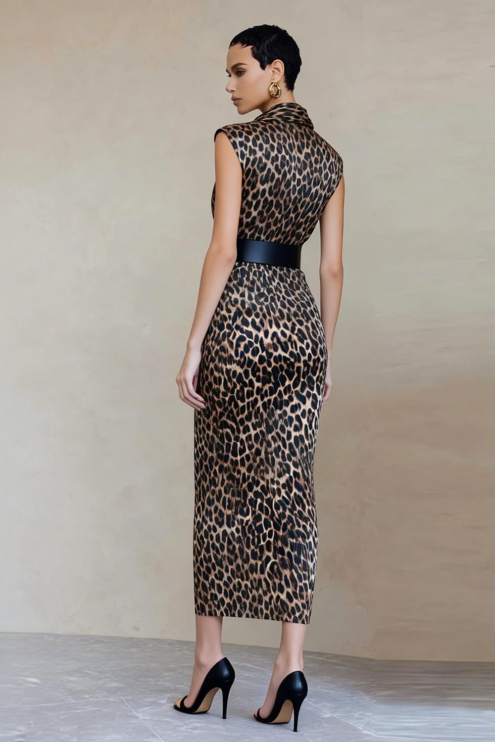 Brązowa sukienka do pracy z satynowym midi z brązowym leopardem w bodycon i wzór - Image 2