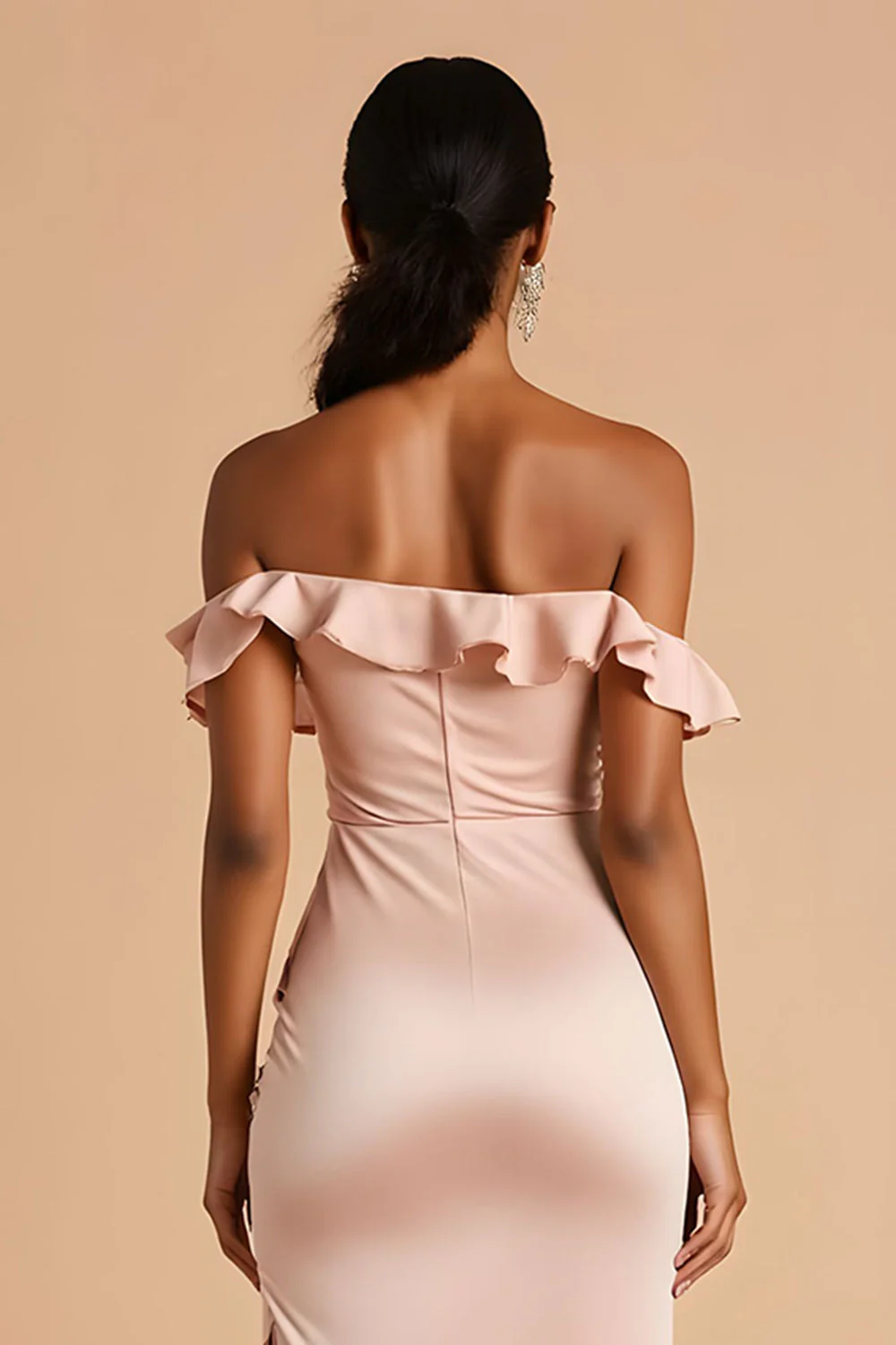 Candy Pink Płaszczowa Potargana Sukienka Druhny Maxi z Rozcięciem - Image 4