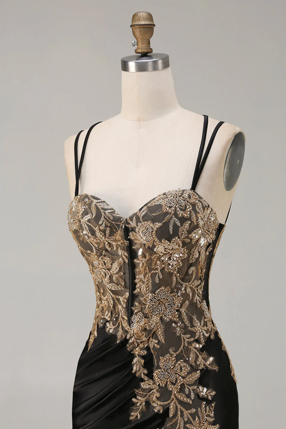 Ciemnozielona sukienka na bal z koronkami z koronkami na plecach i cekinami - Image 12
