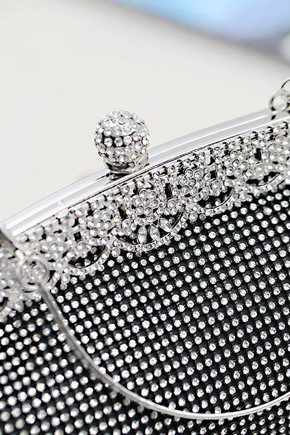 Czarna błyszcząca torba wieczorowa Rhinestone - Image 3