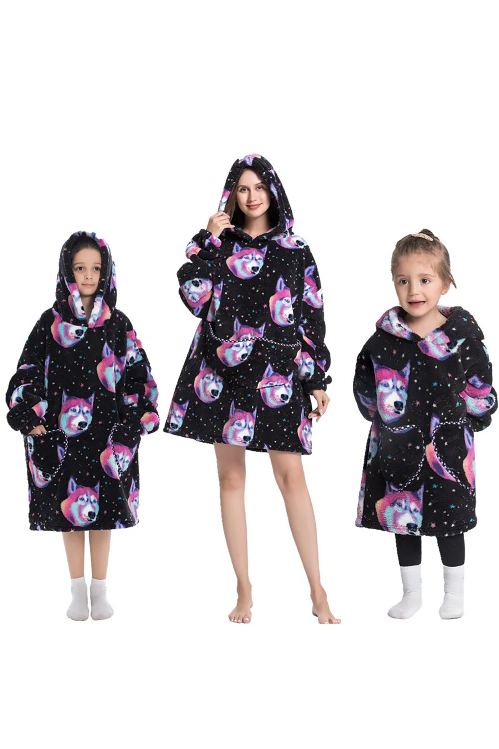 Czarna Truskawkowa Rodzina Dopasowana Flanelowa Oversize Bluza Z Kapturem Z Kapturem - Image 3