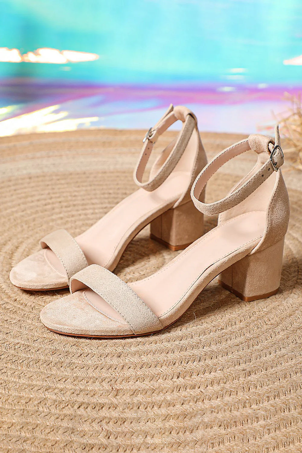 Czarne buty z regulowanym paskiem - Image 4