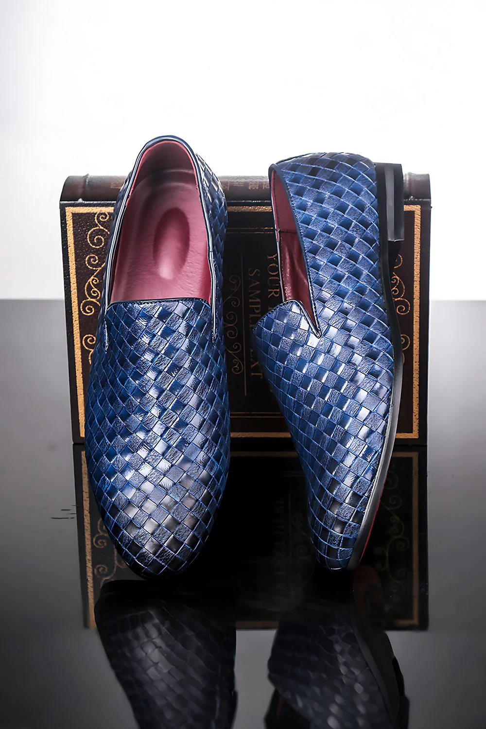 Czarne, casualowe skórzane męskie buty typu slip-on - Image 4