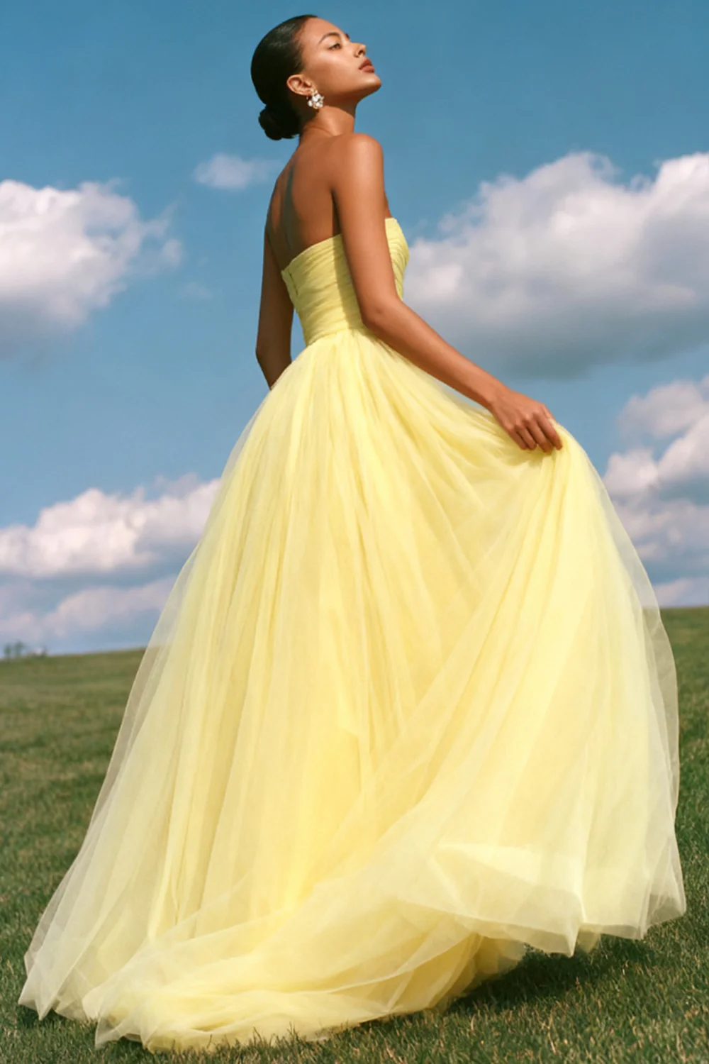 Długa sukienka balowa bez ramiączek, jasnożółta z A Line Organza - Image 3