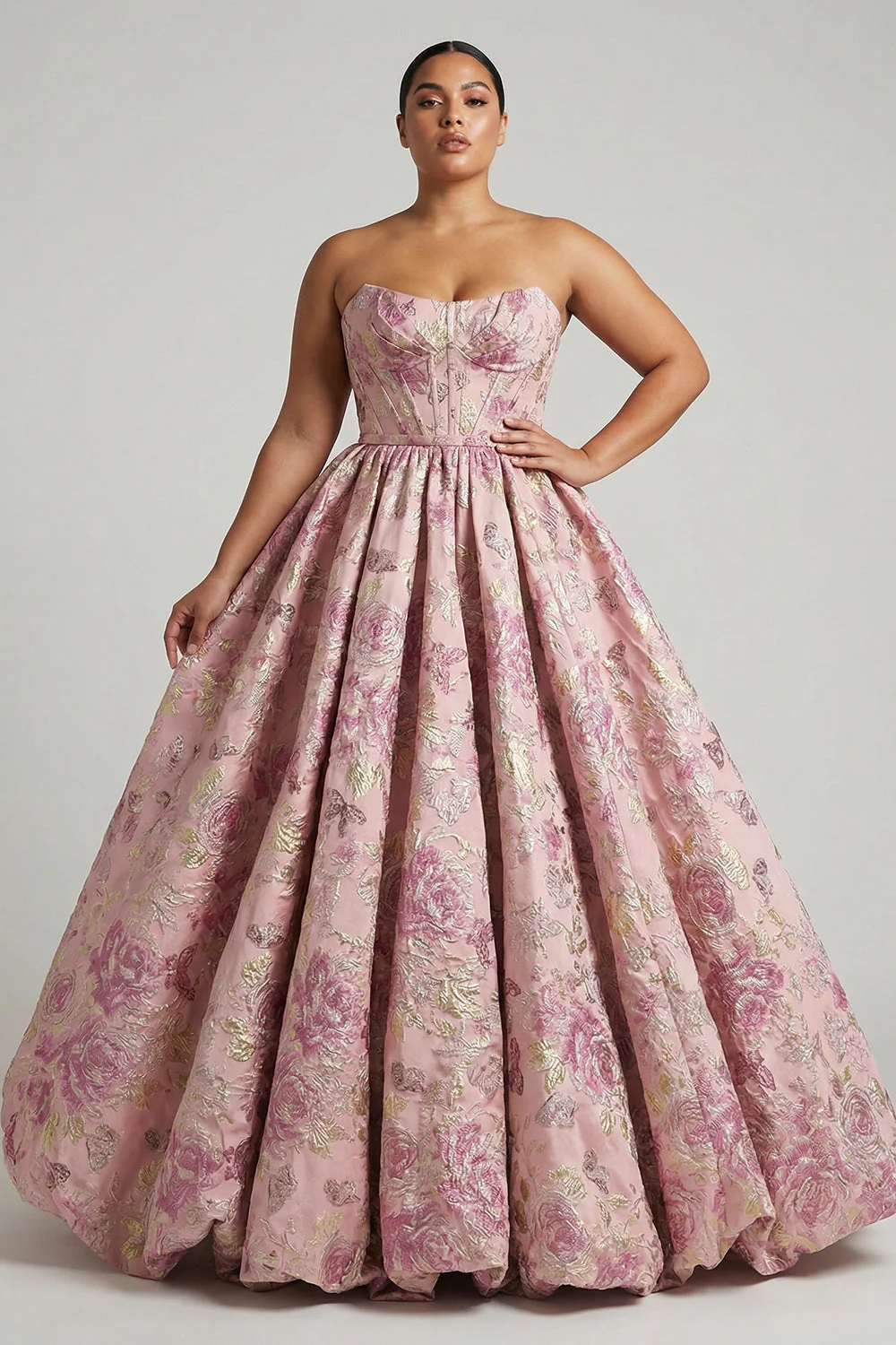 Długa sukienka na bal balowy plus size w kwiatowym i kwiatowym gorsetie bez ramiączek z koronowanymi plecami - Image 3