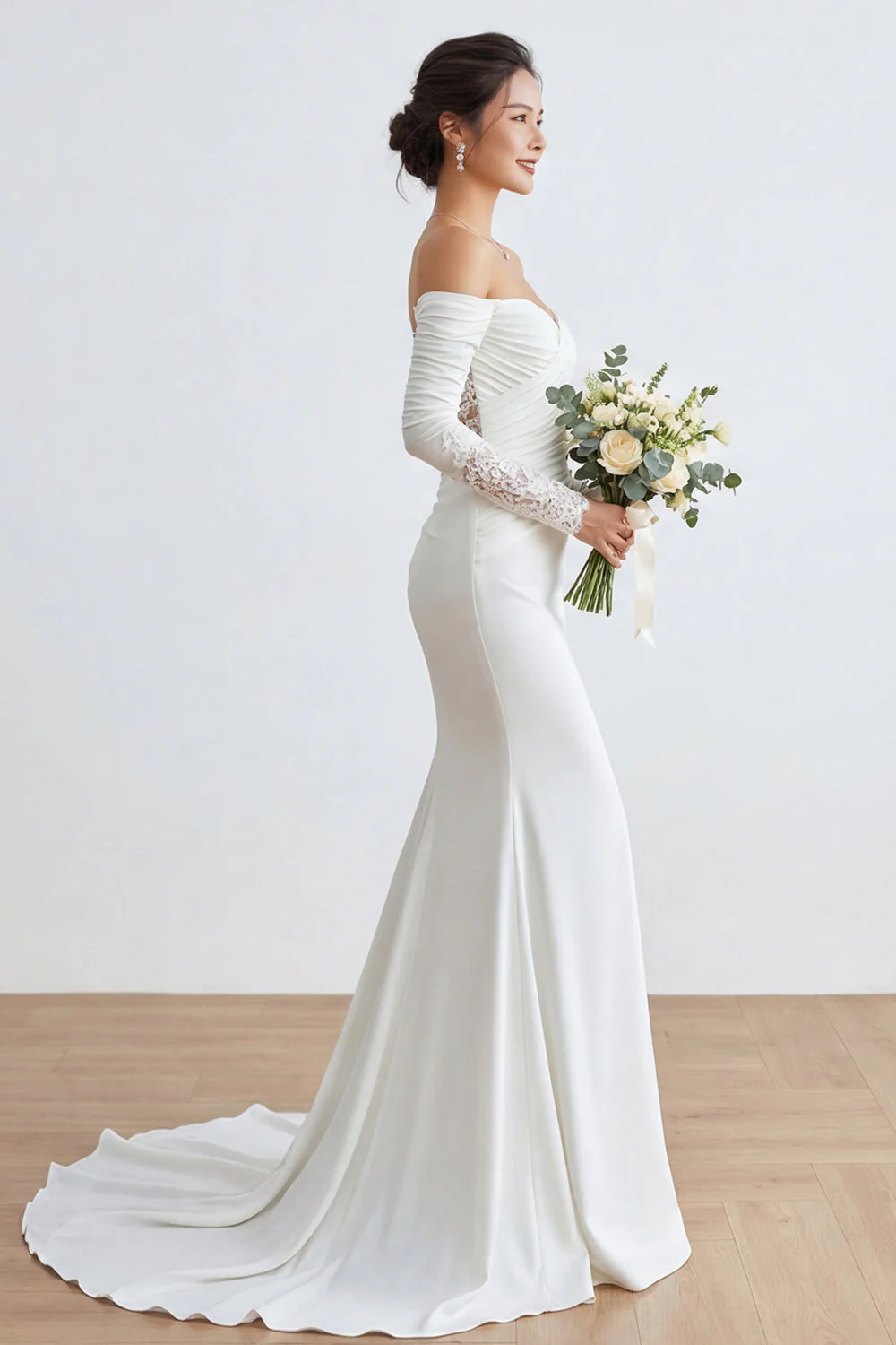 Długa suknia ślubna z marszczami i aplikacjami Ivory Sweetheart Mermaid - Image 5