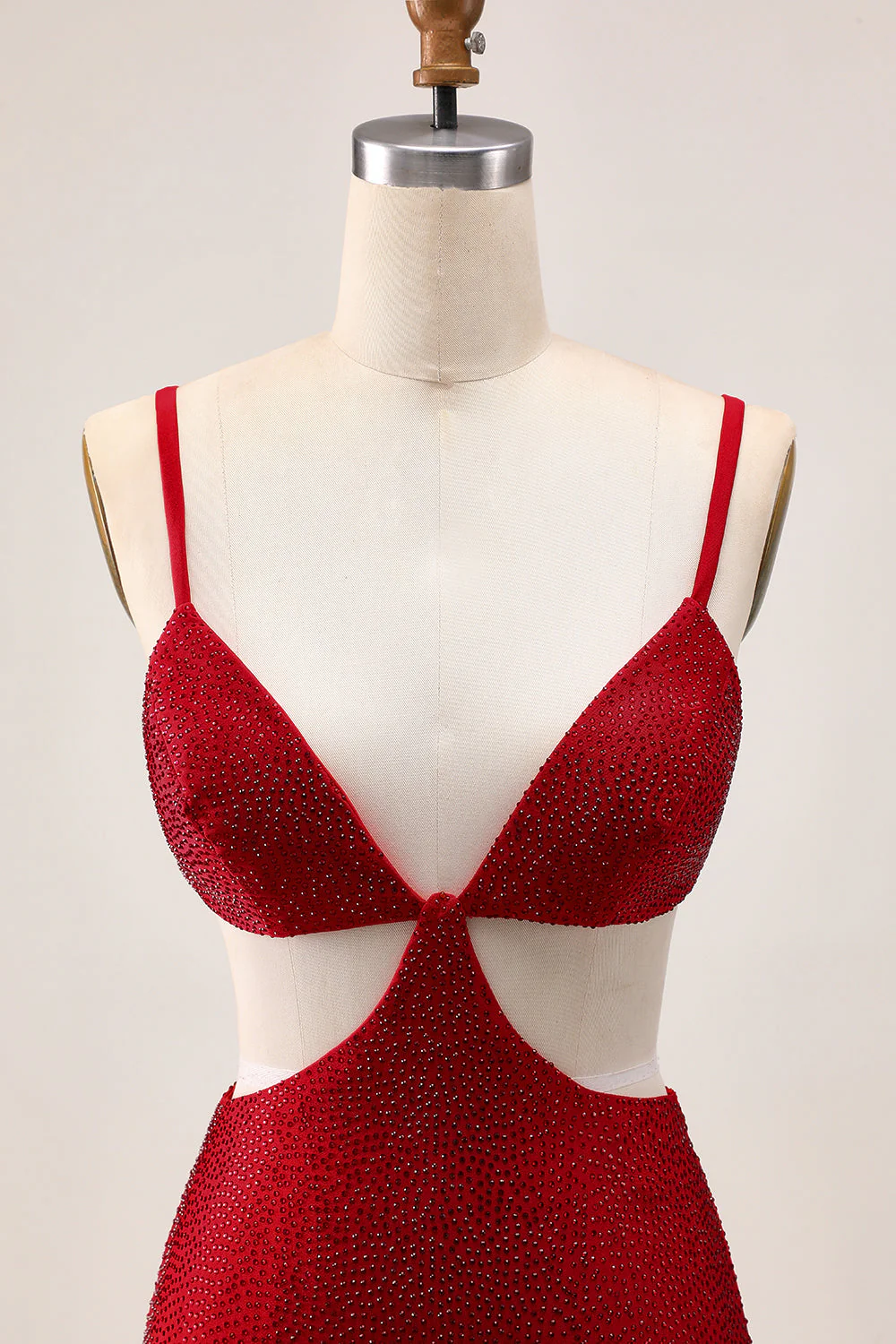 Elegancka czerwona sukienka bodycon z koralikami z wycięciem na powrót do domu - Image 6