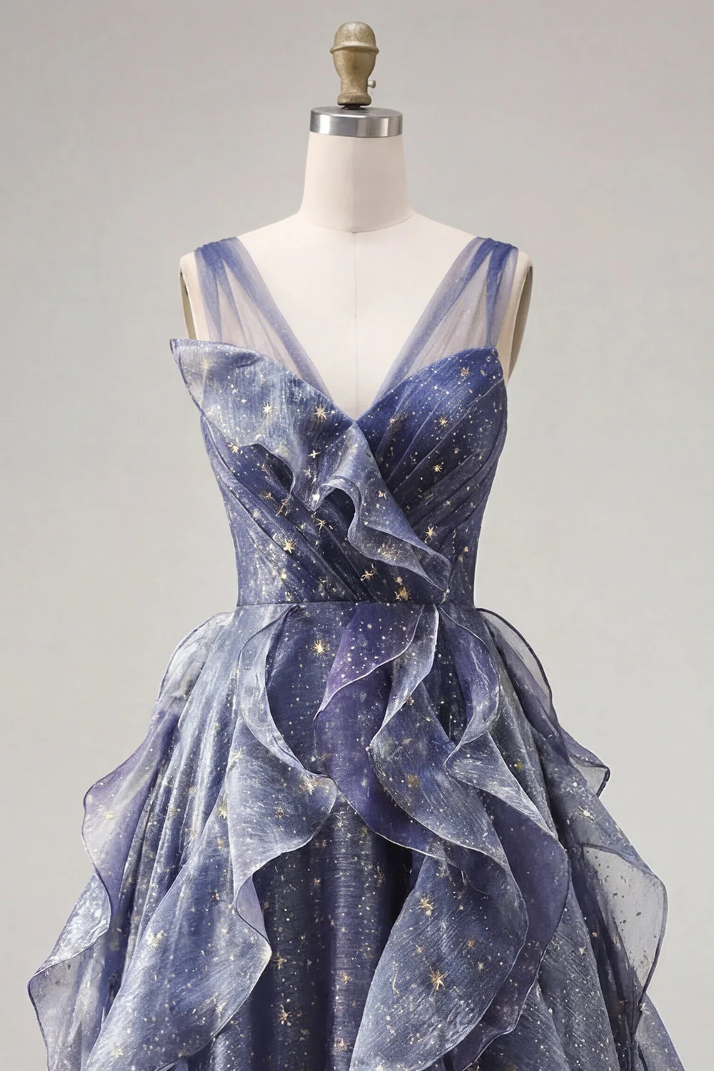Elegancka sukienka na bal z tiulem w serek w kolorze Starry, Blue, Dusty Blue z falbanami w kształcie piętrówek - Image 5