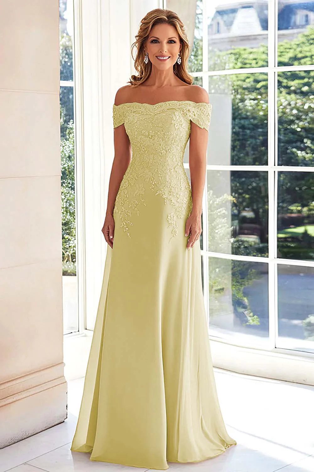 Elegancka Taupe Off Off Shoulder Szyfonowa Pochwa Długa Matka Panny Młodej z Koronkowymi Aplikacjami - Image 10