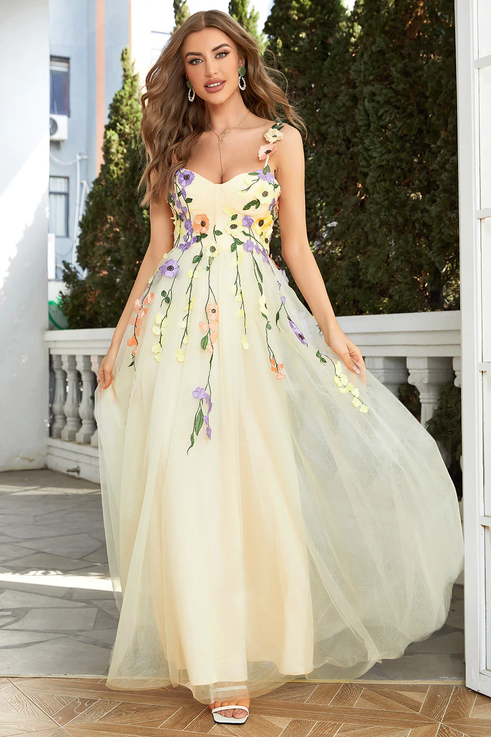 Fioletowa Cienkich Ramiączkach Sukienka Na Studniówkę z Kwiatami 3D - Image 14