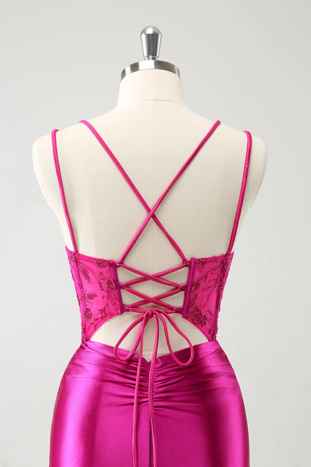 Fuksja Bodycon Spaghetti Ramiączka Koraliki Satynowa Krótka Sukienka Na Powrót Do Domu - Image 5