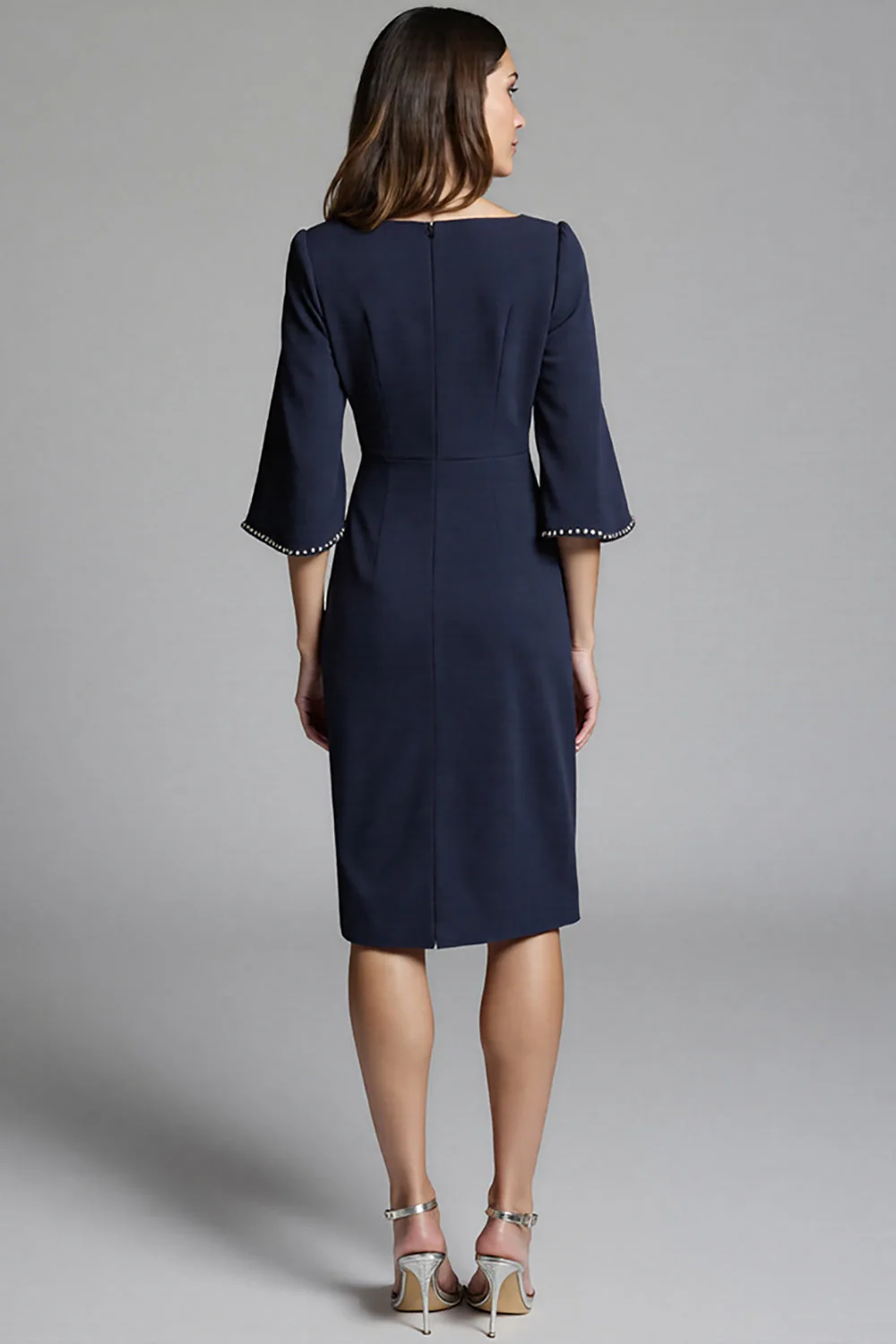 Granatowa satynowa sukienka robocza midi bodycon z rękawami - Image 2