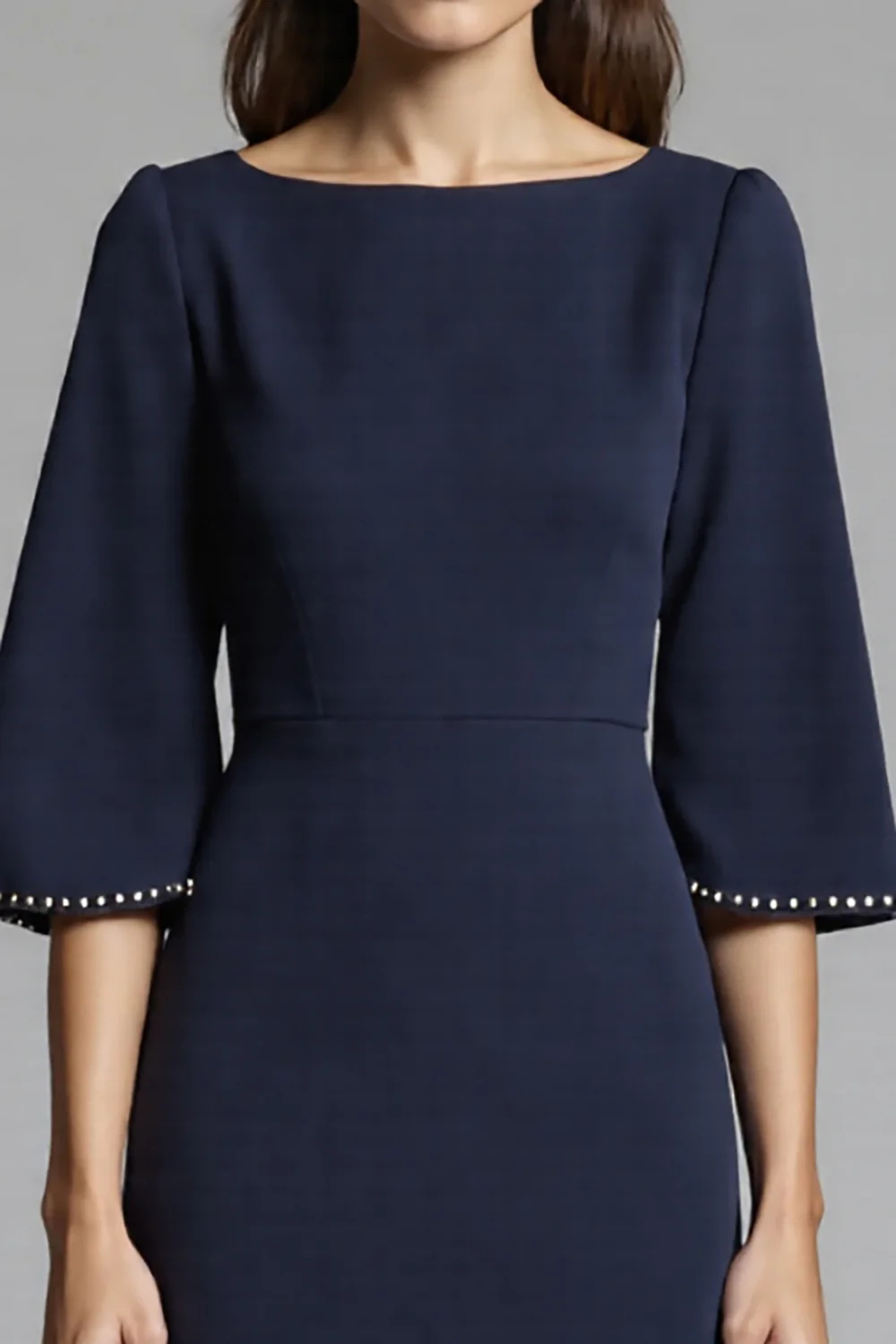 Granatowa satynowa sukienka robocza midi bodycon z rękawami - Image 3