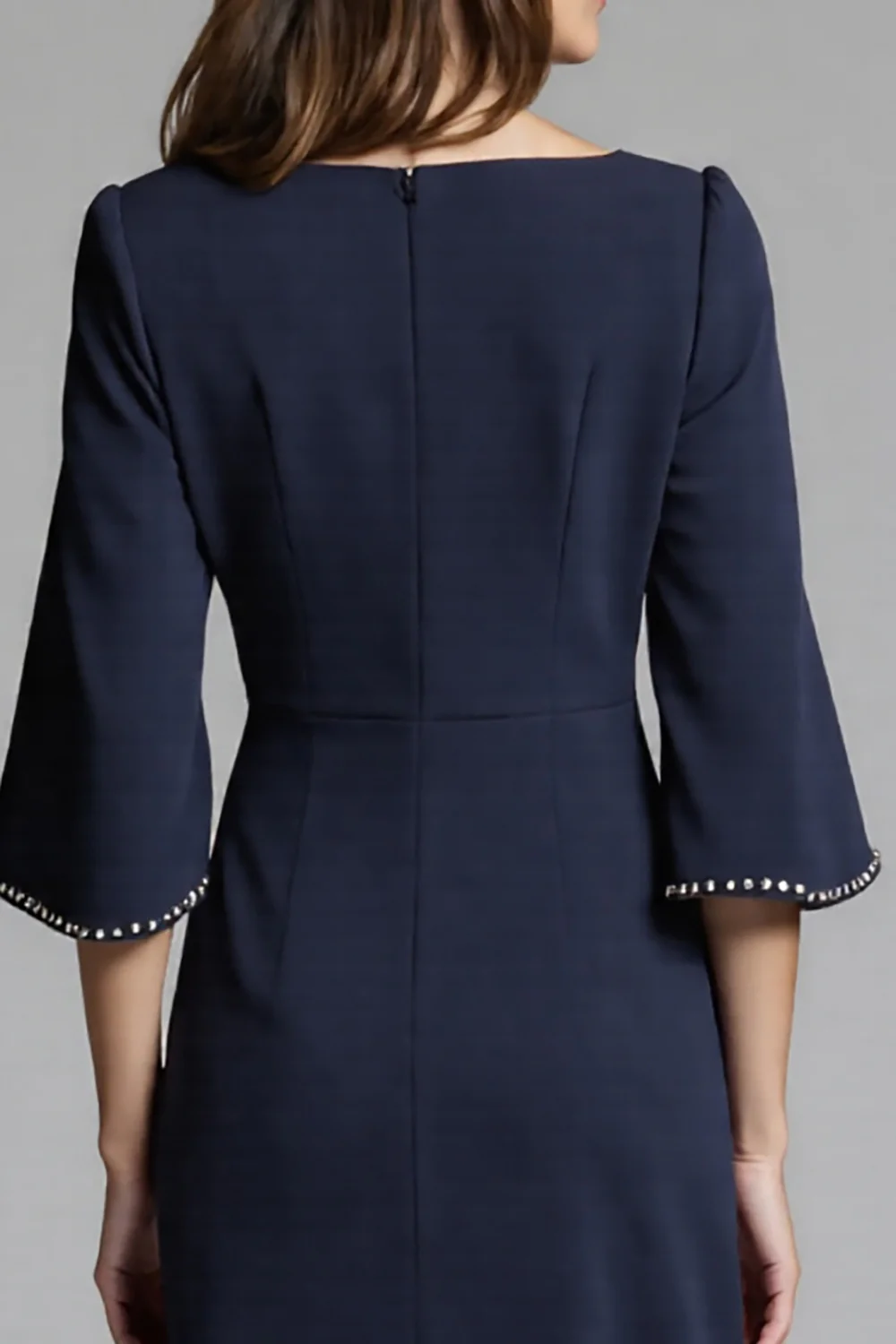 Granatowa satynowa sukienka robocza midi bodycon z rękawami - Image 4