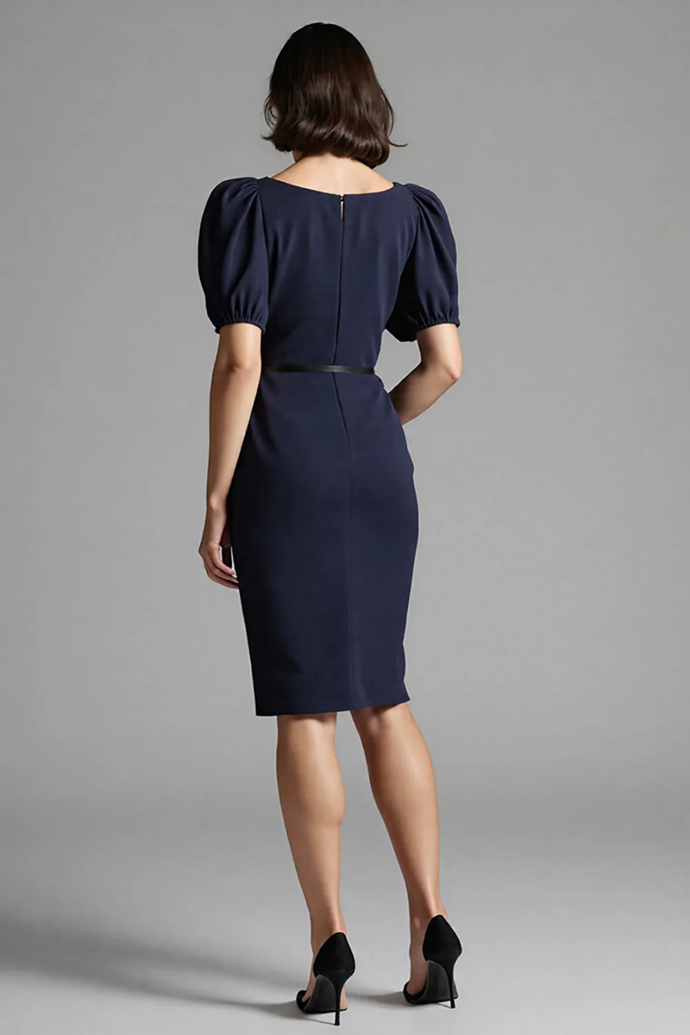 Granatowa sukienka robocza bodycon midi z paskiem - Image 2