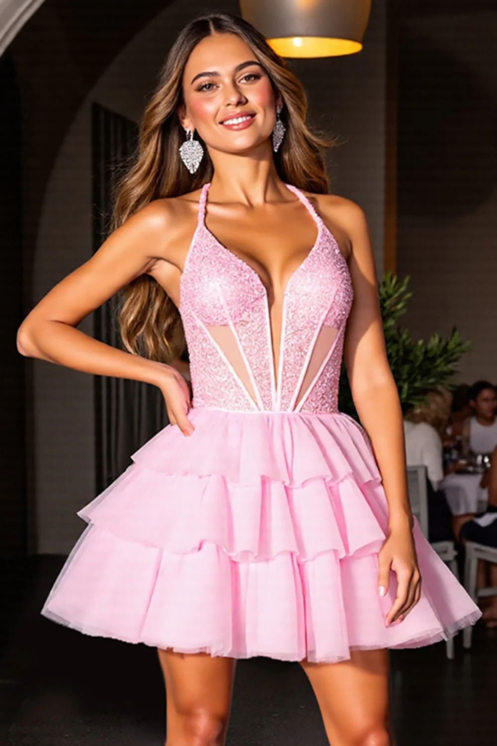 Halter Tiered A Line Homecoming Dress Z Cekinami - Image 3