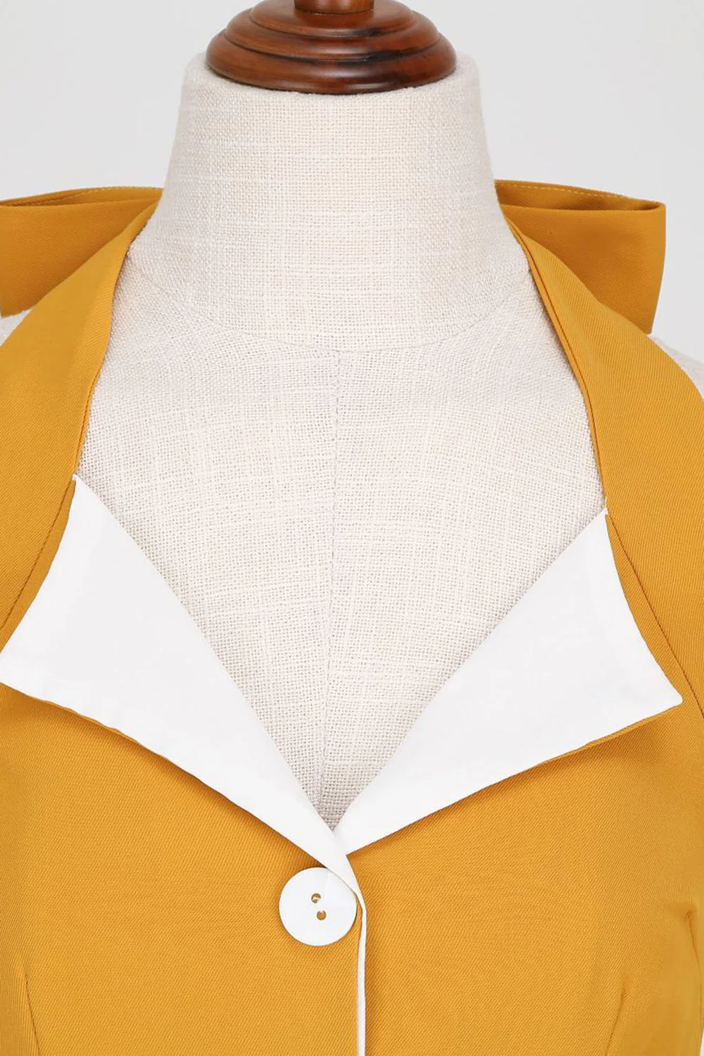 Halter Żółta Plisowana Sukienka W Stylu Vintage - Image 4