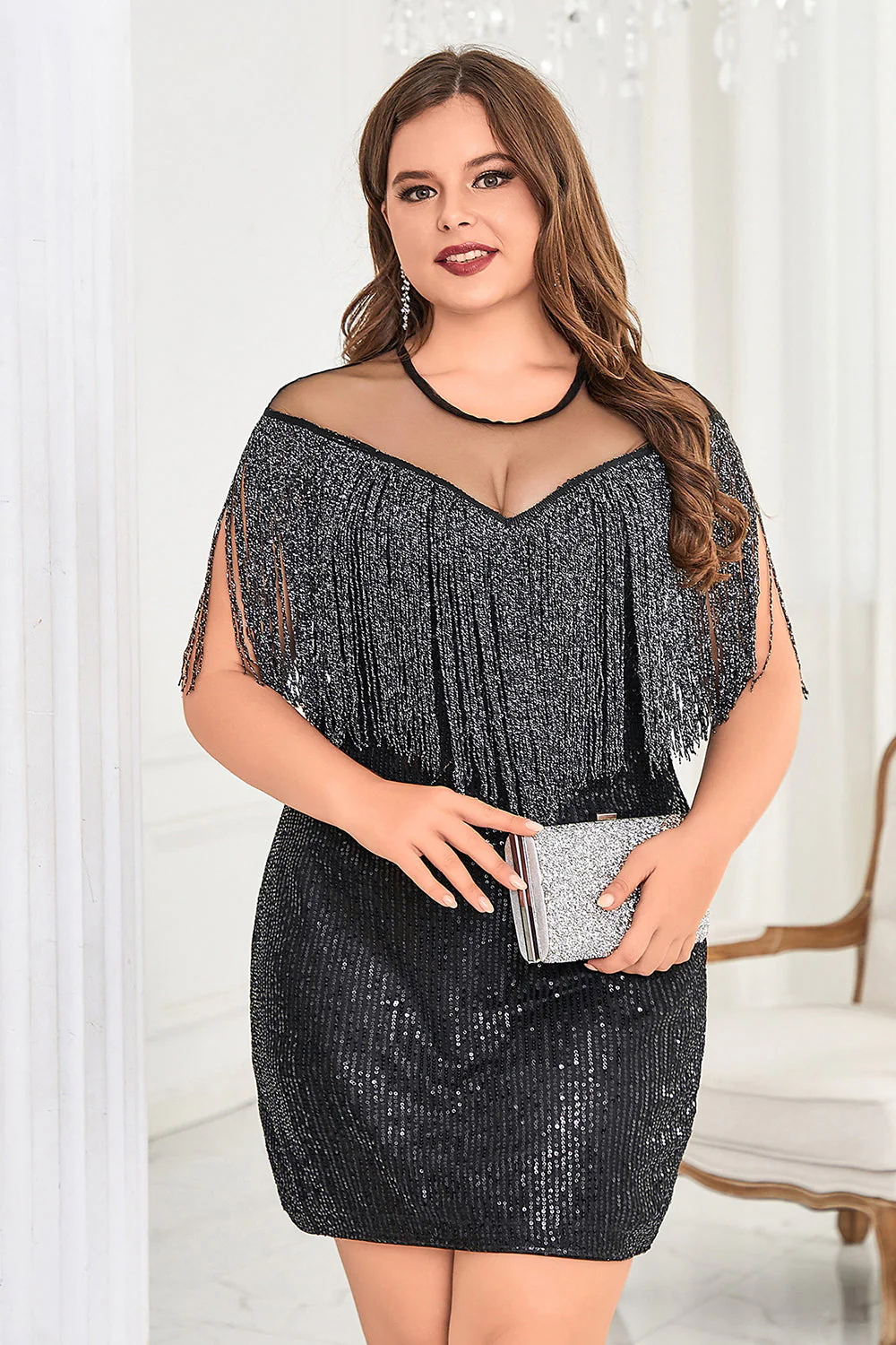 iluzja dekolt cekiny błyszcząca krótka plus size sukienka na powrót do domu z frędzlami - Image 4