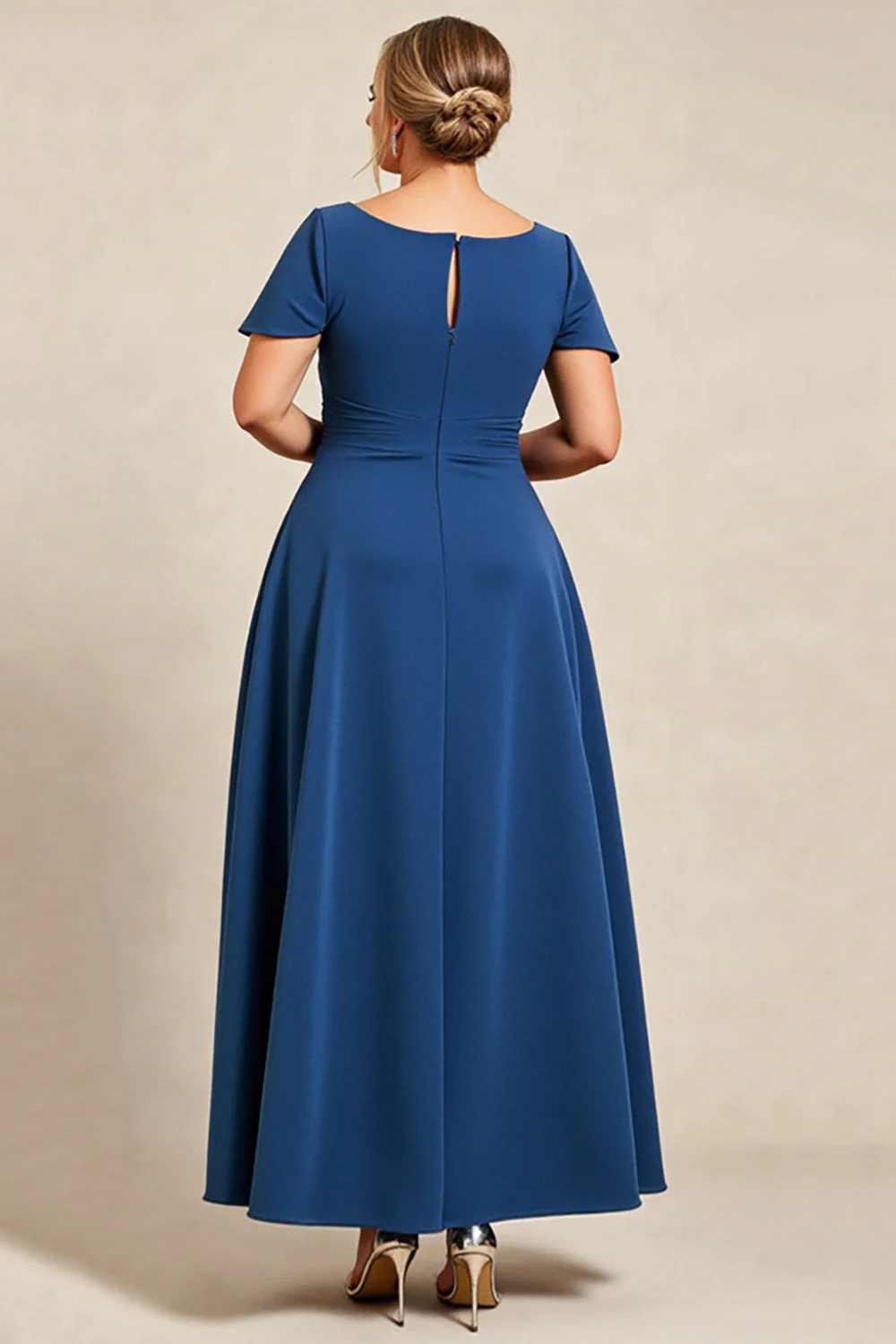 Atramentowy Niebieski Satynowa Plus Size Długa Sukienki Na Wesele z Kokardą - Image 2