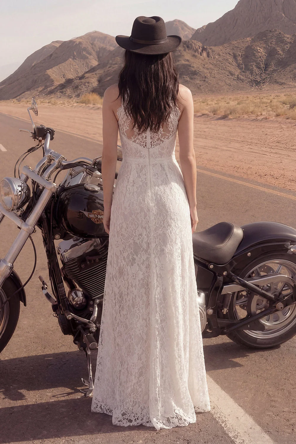 Ivory A Line Lace z wysokim kołnierzem, długą suknią ślubną Boho z rozcięciem - Image 2