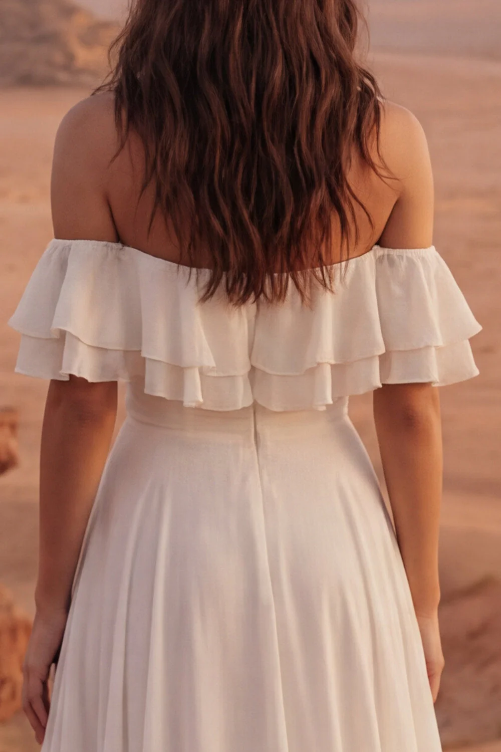 Ivory Off the Shoulder A Line Maxi Beach Wedding Dress z falbanami - Image 4