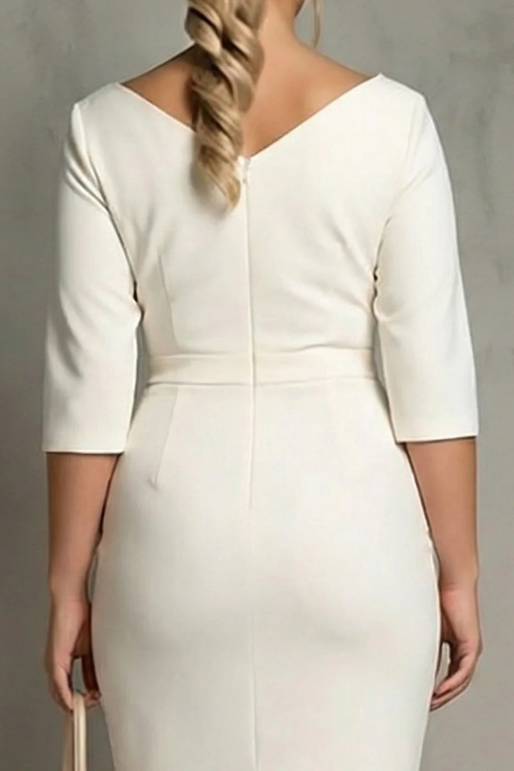 Ivory plus size sheath z dekoltem midi i rękawami Halft - Image 4