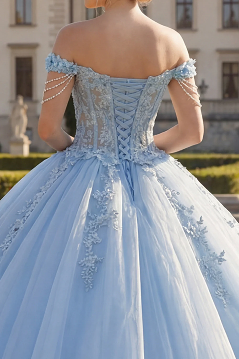 Jasnoniebieska suknia balowa z odkrytymi ramionami i aplikacjami na gorset Quinceanera - Image 4
