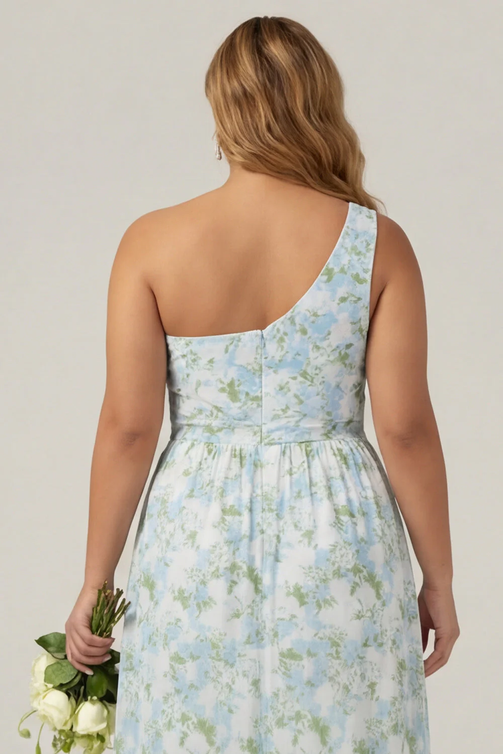 Jednoramieczna niebiesko-biała kwiatowa pochwa, długa sukienka druhny plus size z rozcięciem - Image 5