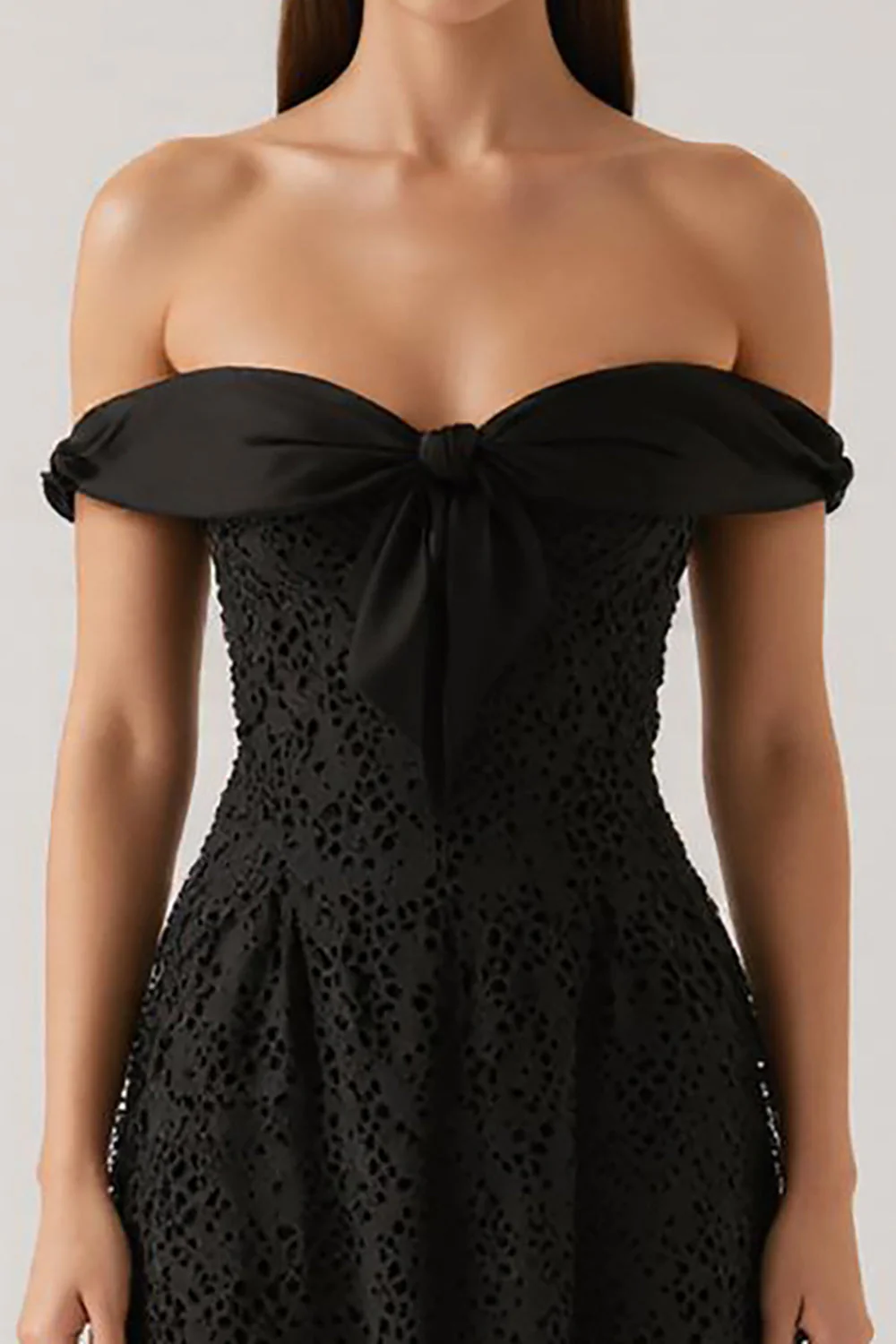 koronkowa krótka sukienka koktajlowa z linią A Off The Shoulder z kokardą - Image 3