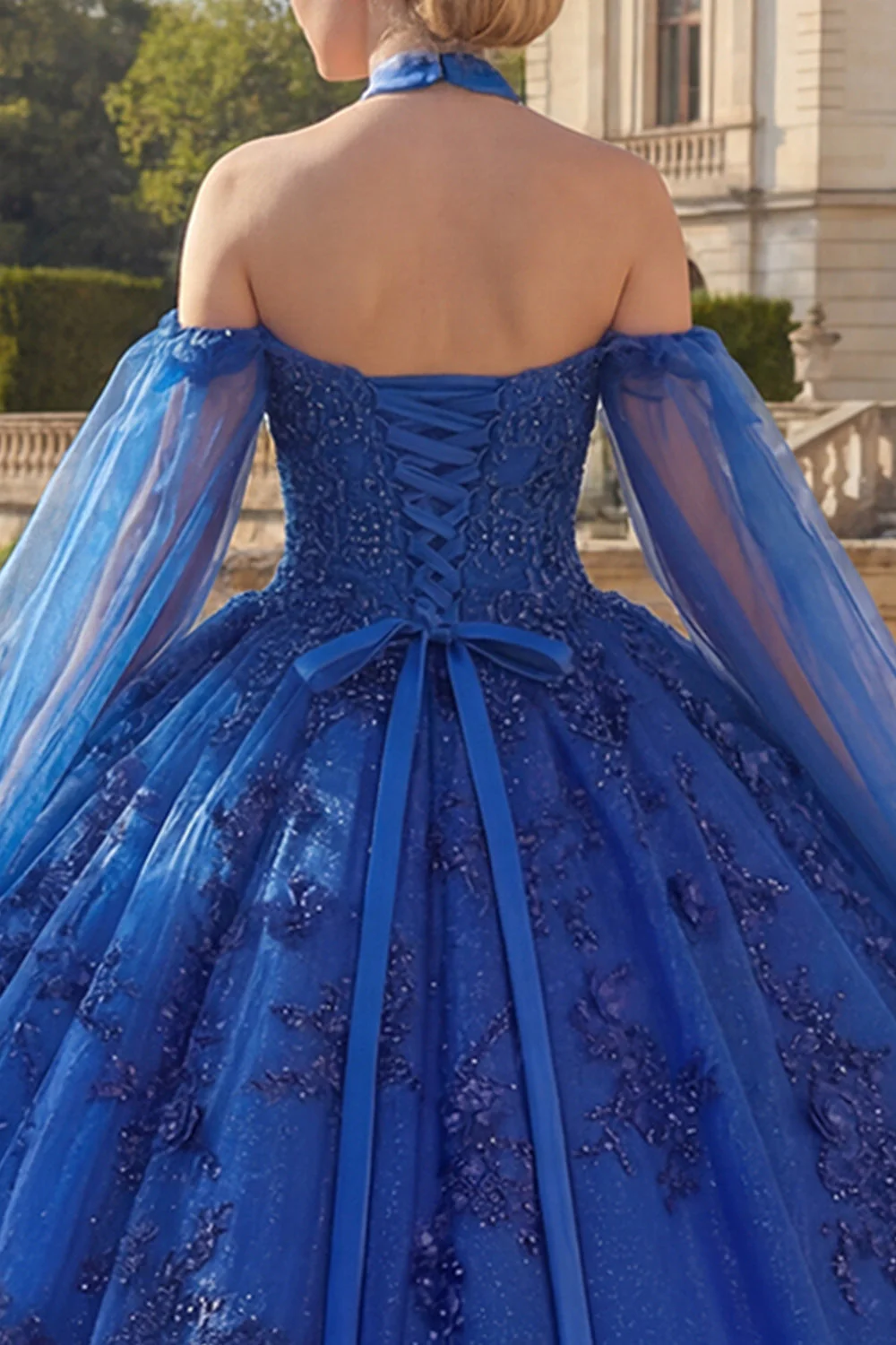 Królewsko niebieski suknia balowa z dekoltem na rękawach z aplikacjami Quinceanera i peleryną - Image 4