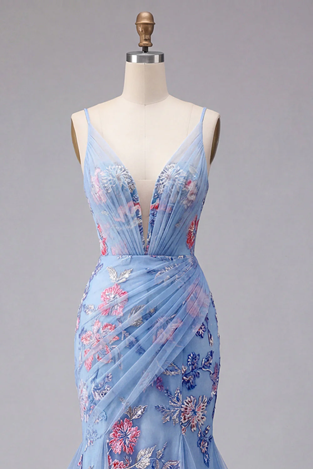 Kwiatowe ramiączka Blue Mermaid Spaghetti Length Scroll Neck z dekoltem w serek. - Image 5
