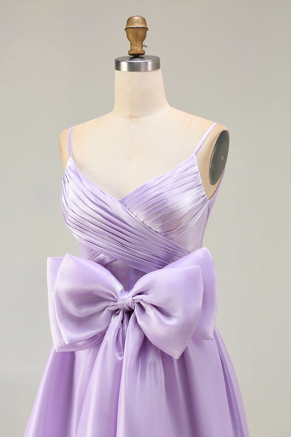 Lila A Line Spaghetti Straps Plisowana satynowa długa sukienka balowa z kokardą - Image 6