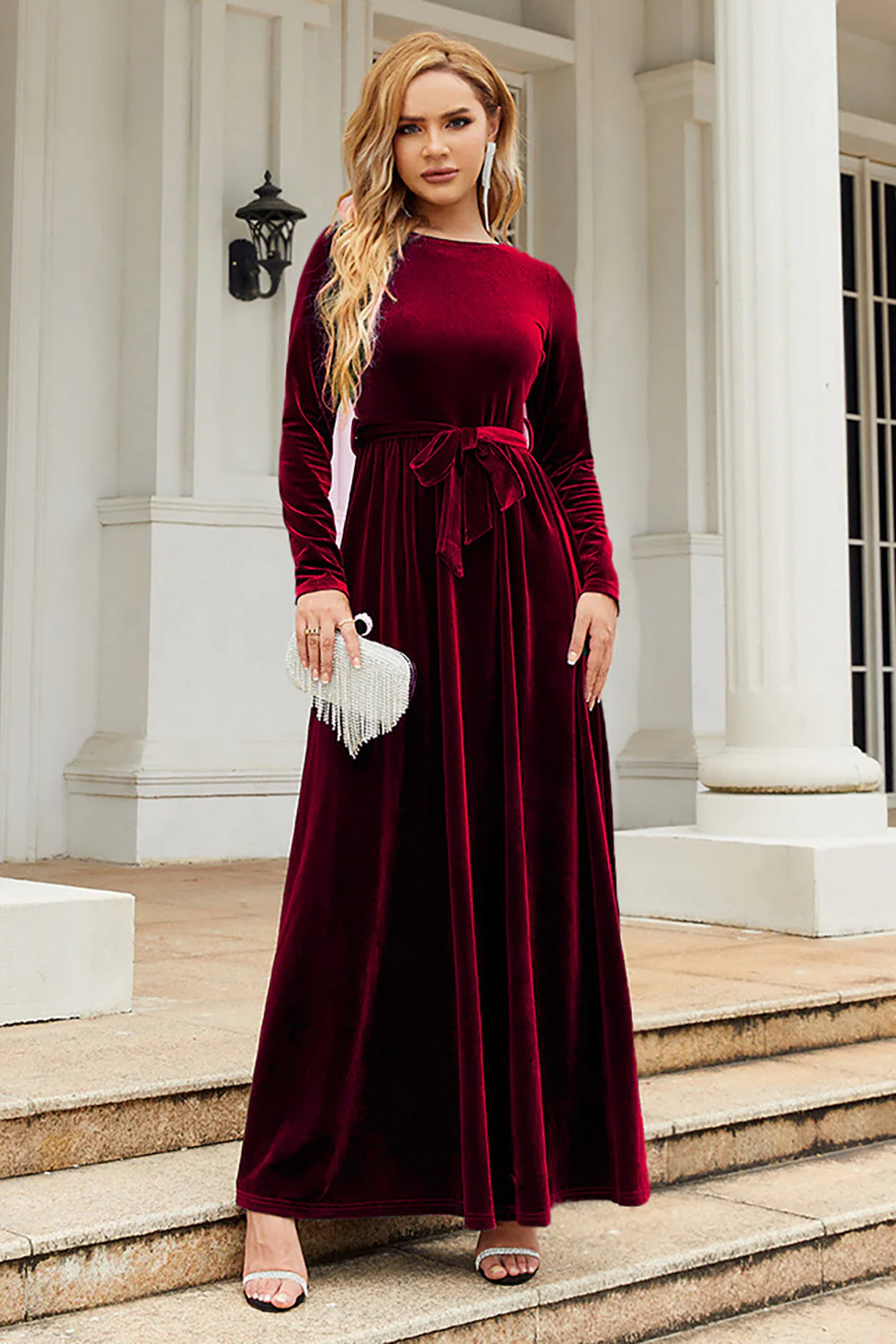 Linia Jewel Neck Czarna Aksamitna Sukienka Świąteczna - Image 6