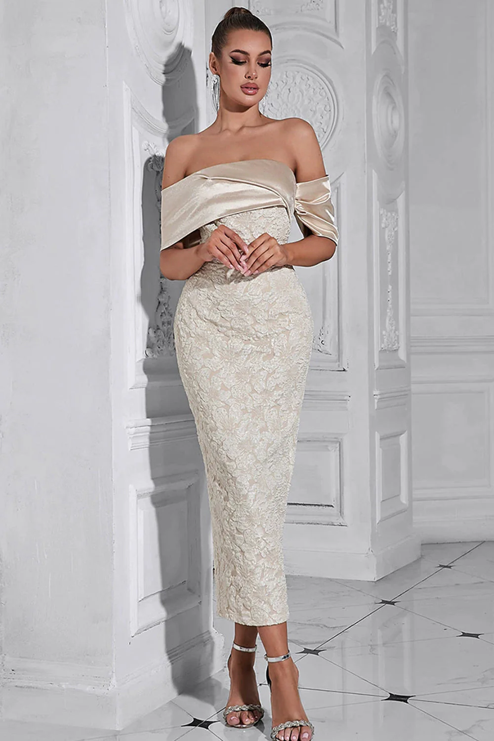 Morelowa Off The Shoulder Aplikacje Płaszczowa Suknia Wieczorowa - Image 3