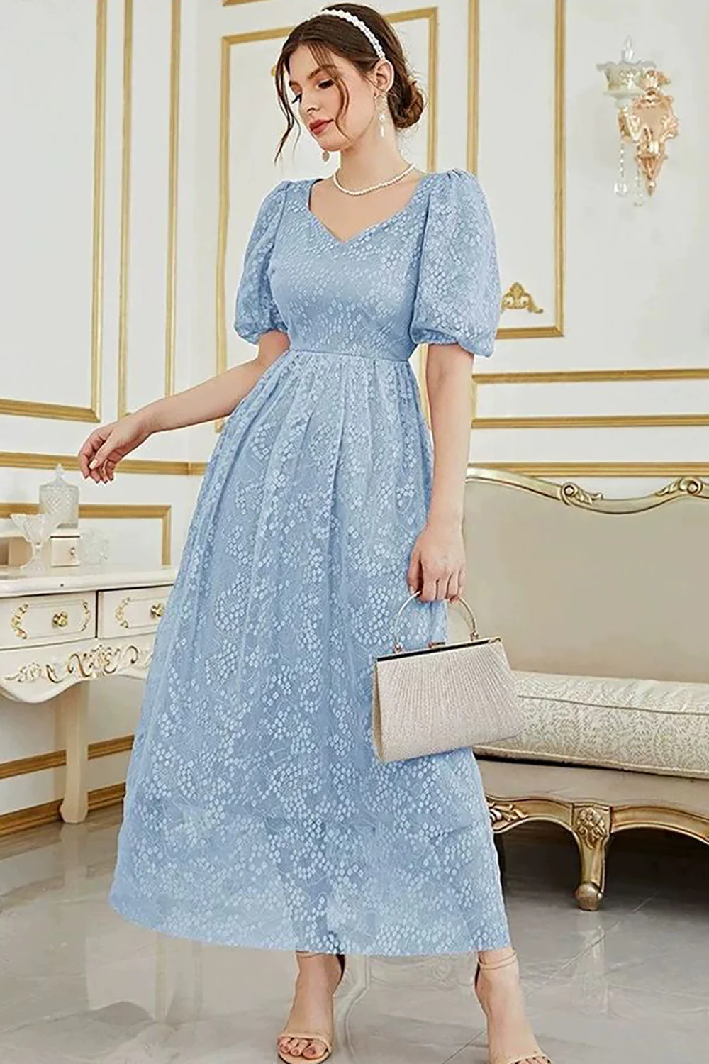 Niebieska Długie Sukienki Na Studniówke z Aplikacjami - Image 5