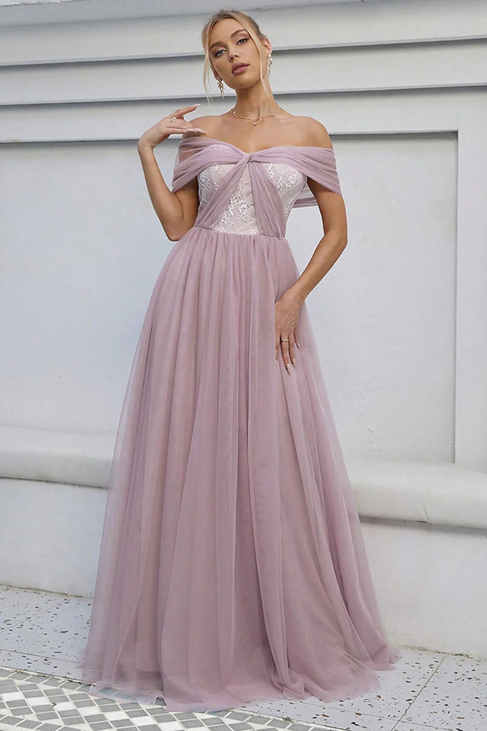 Niebieska tiulowa sukienka formalna z ramienia A line - Image 7