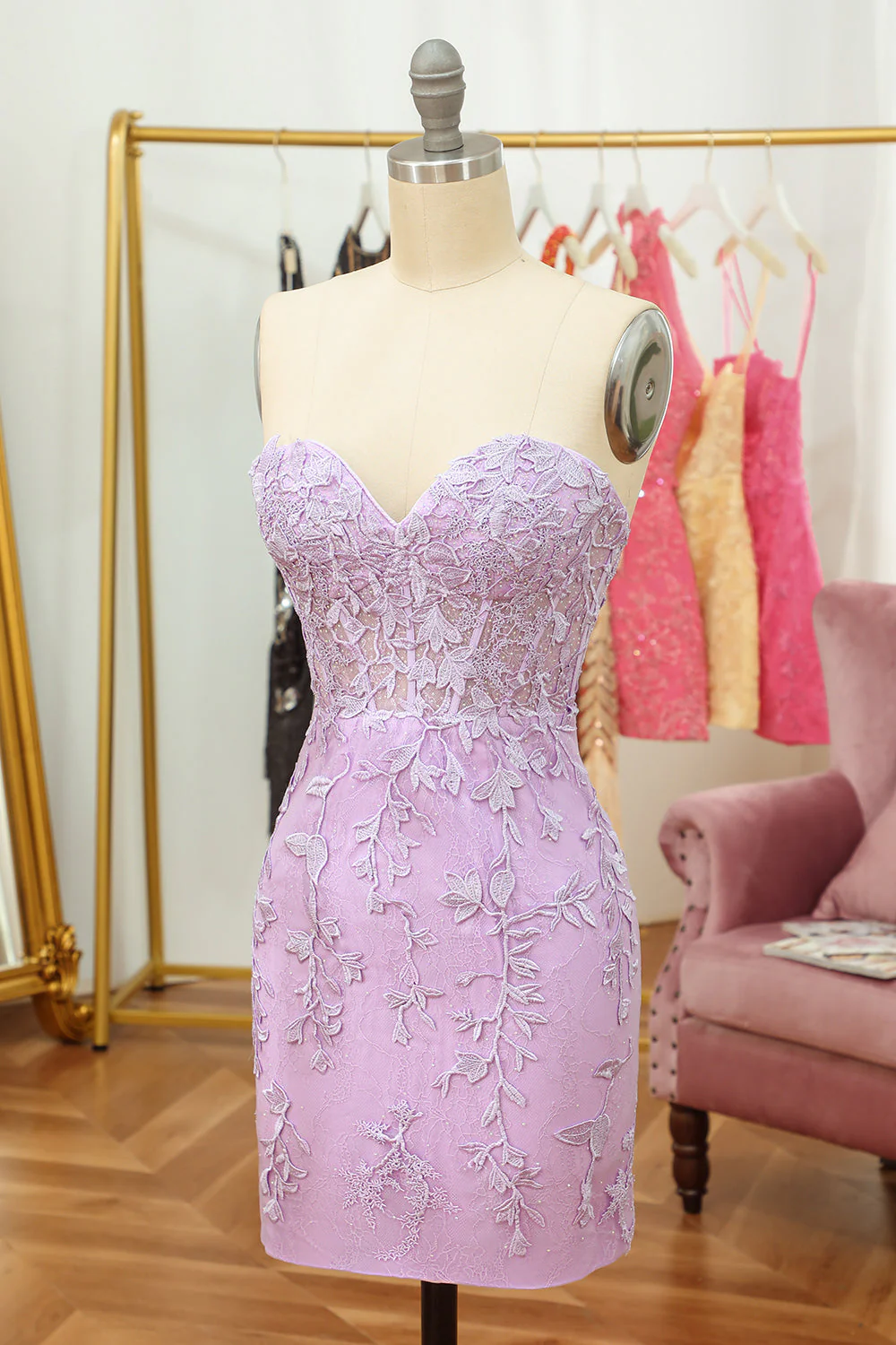 Obcisła sukienka Sweetheart Purple Short Homecoming Dress z aplikacjami - Image 3