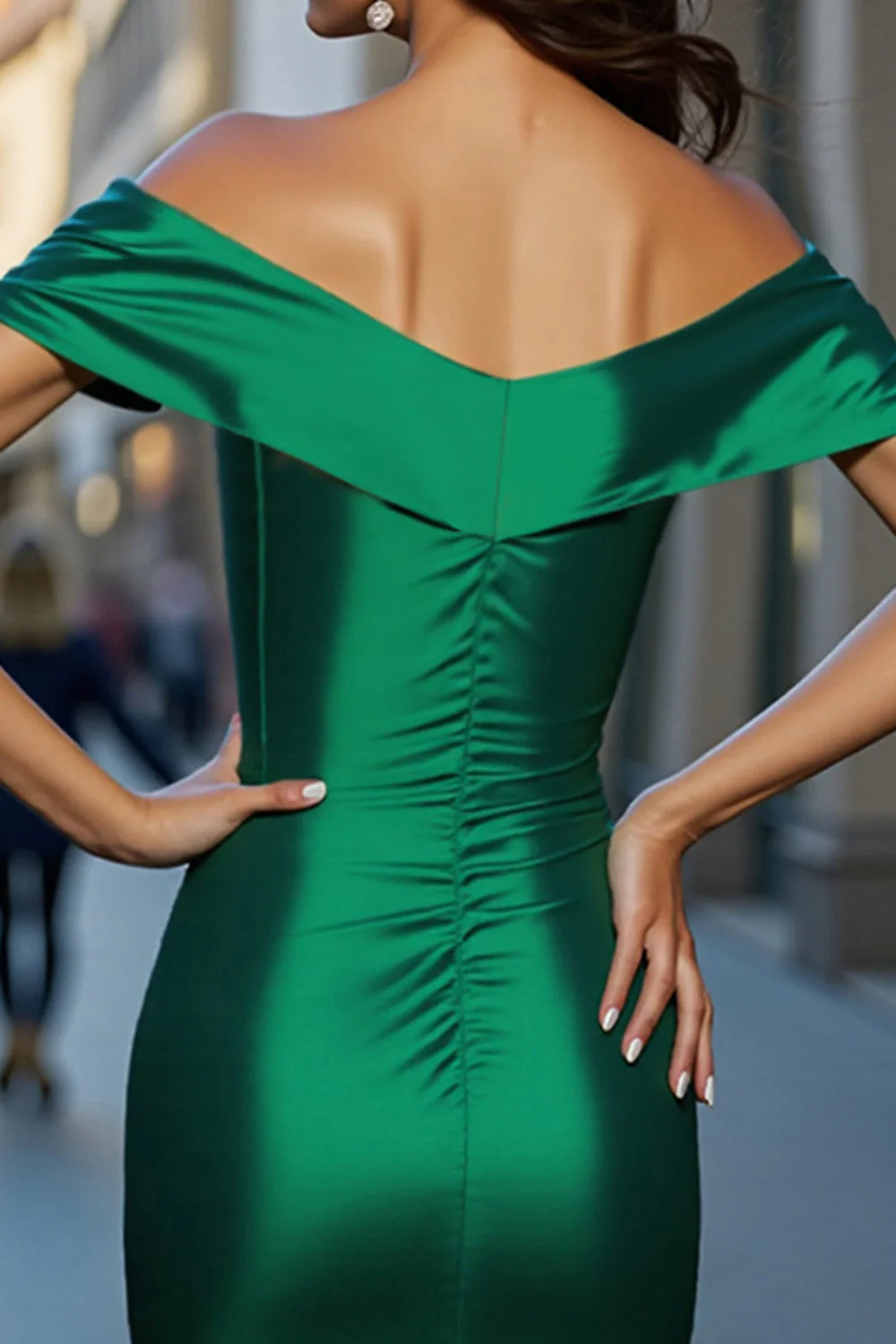 Off The Shoulder Ciemnozielona sukienka z wycięciem Bodycon Homecoming - Image 4