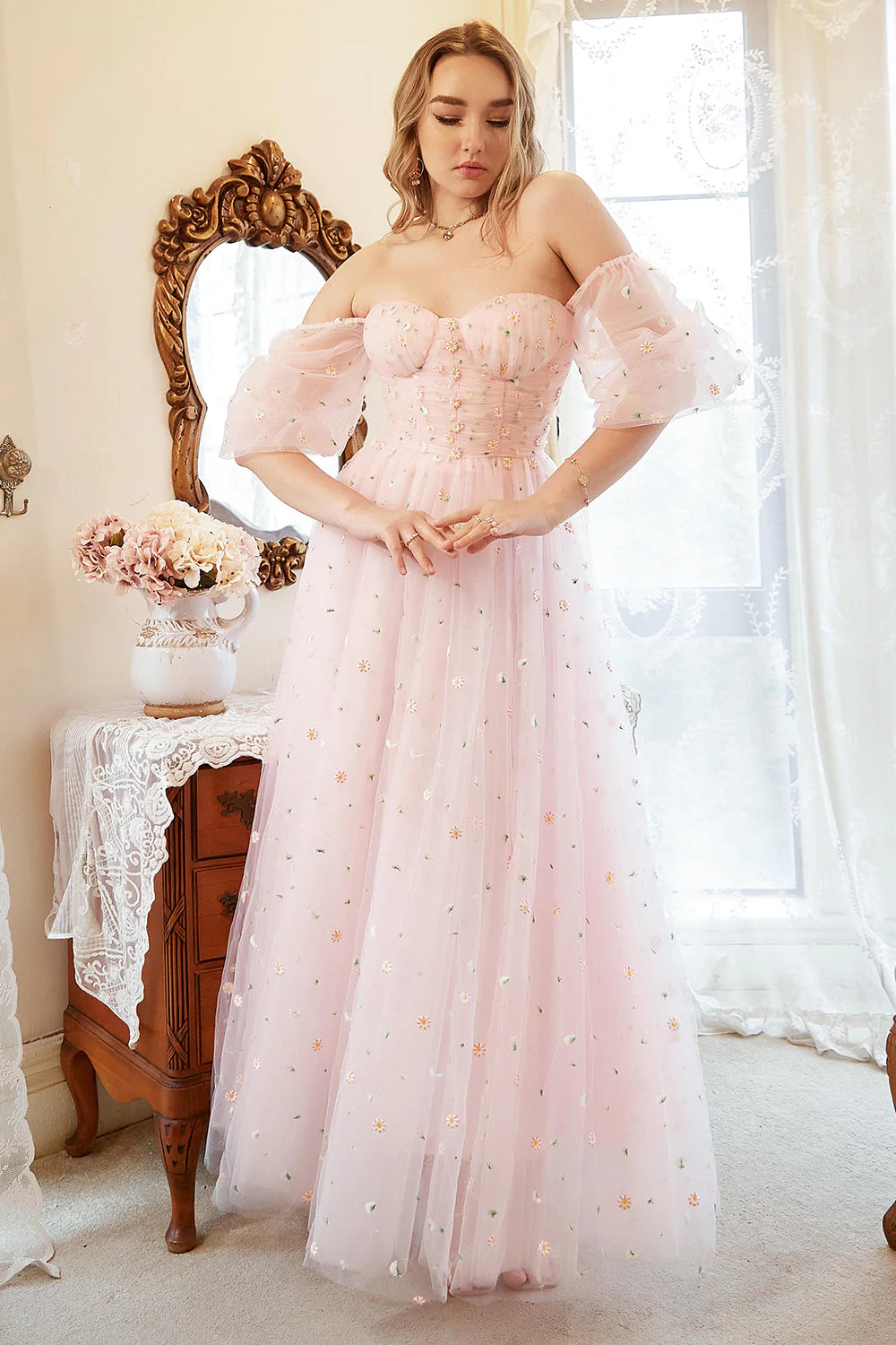 Plus Size Tiulowa Różowa Sukienki Na Studniówke z Haftem - Image 3