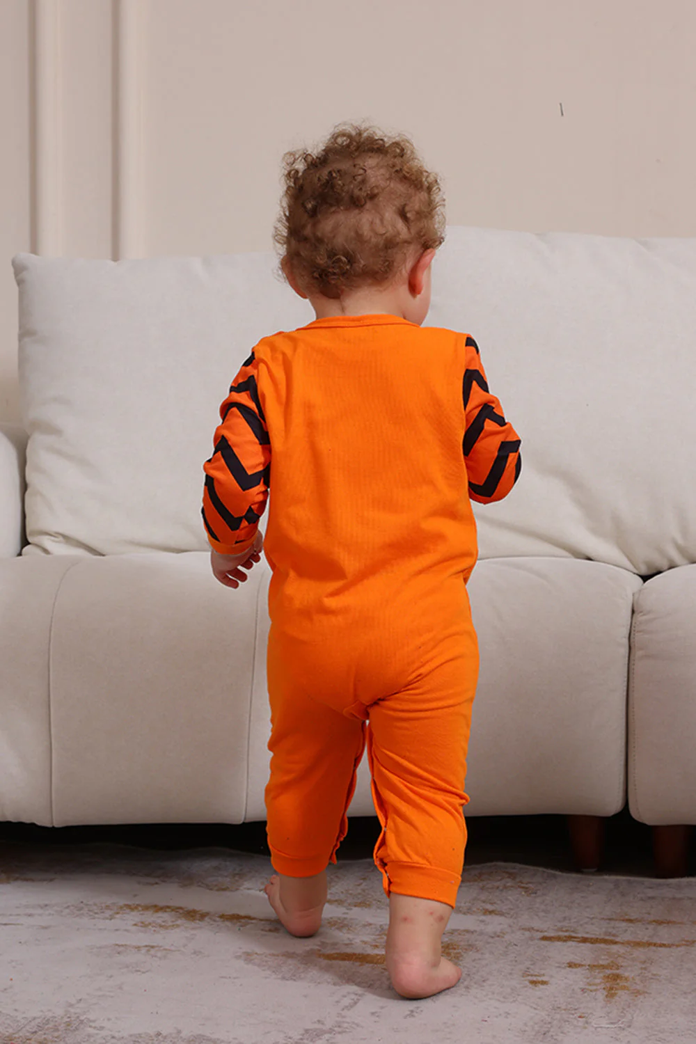 Pomarańczowy Rodzinny Zestaw Piżamowy Na Halloween - Image 12